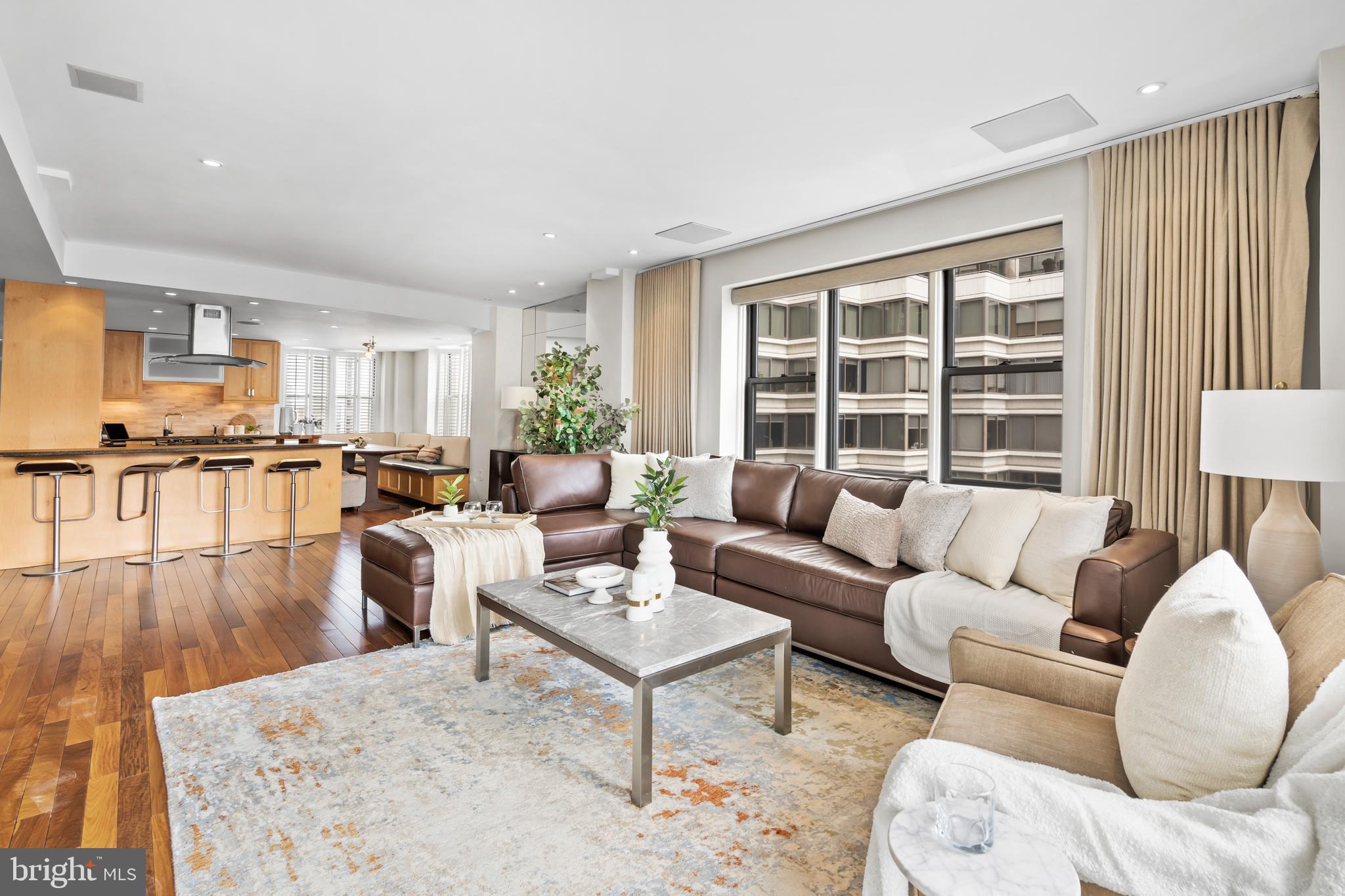 RITTENHOUSE SQUARE - Residential