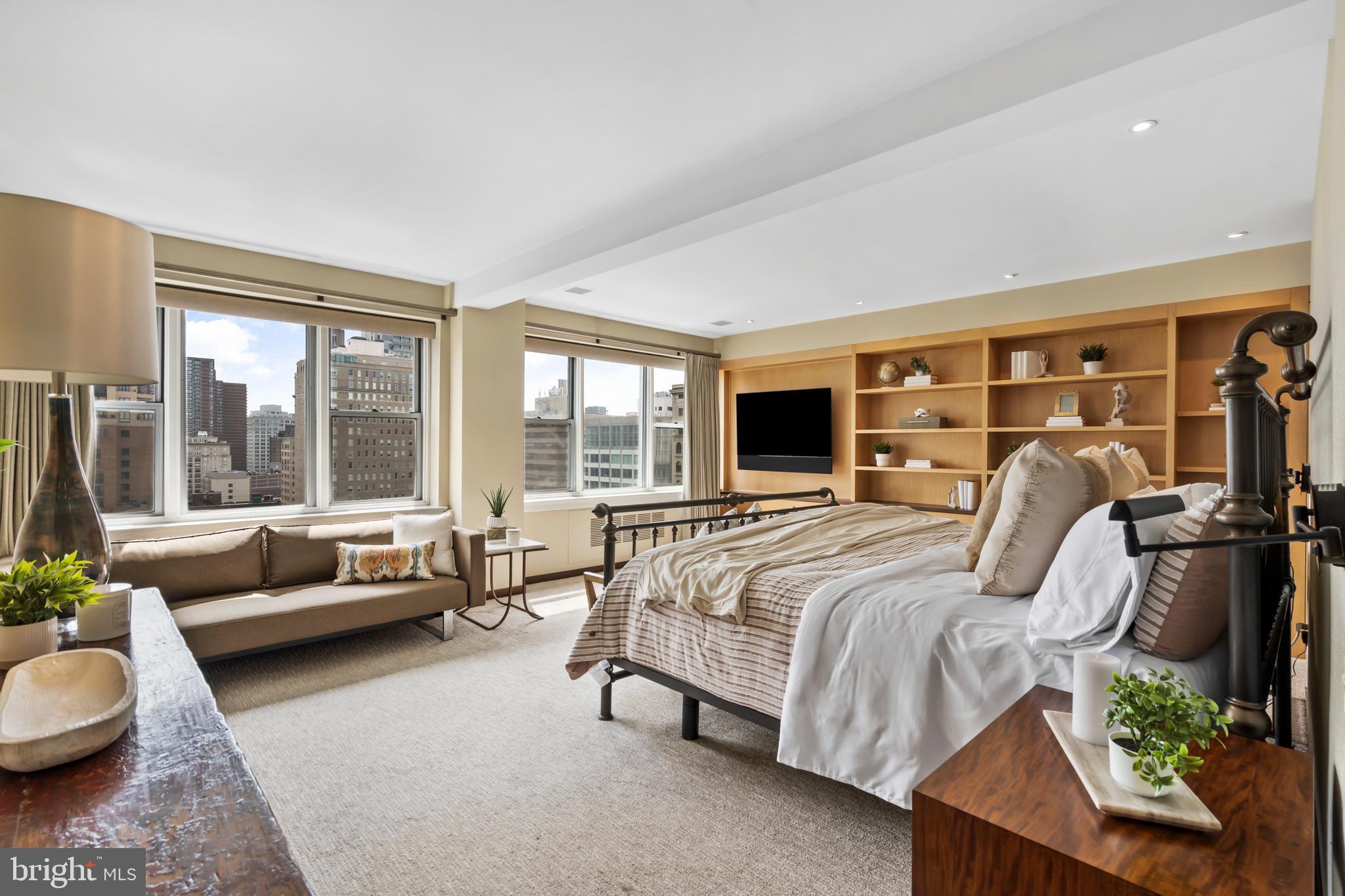 RITTENHOUSE SQUARE - Residential