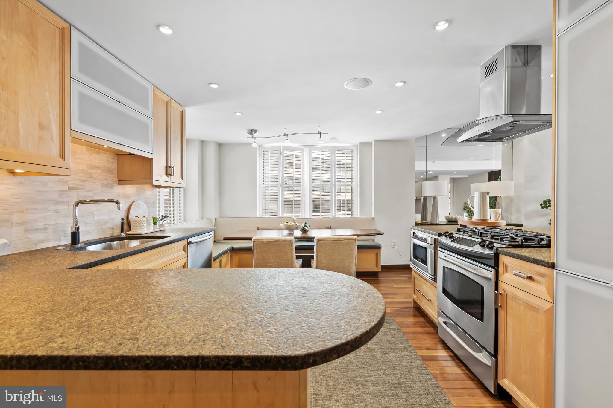 RITTENHOUSE SQUARE - Residential