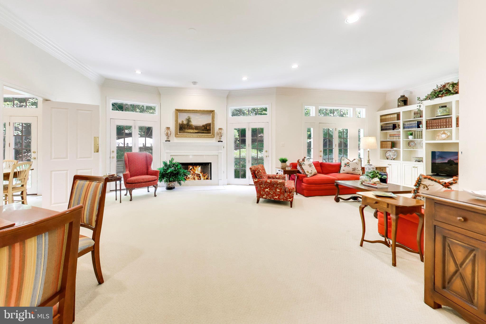 FRENCHMANS CREEK - Residential