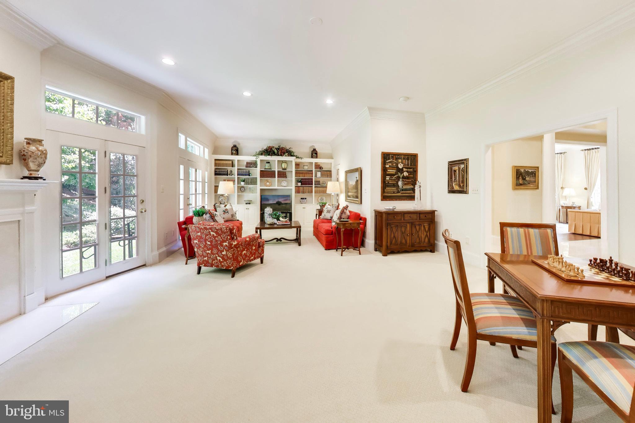 FRENCHMANS CREEK - Residential