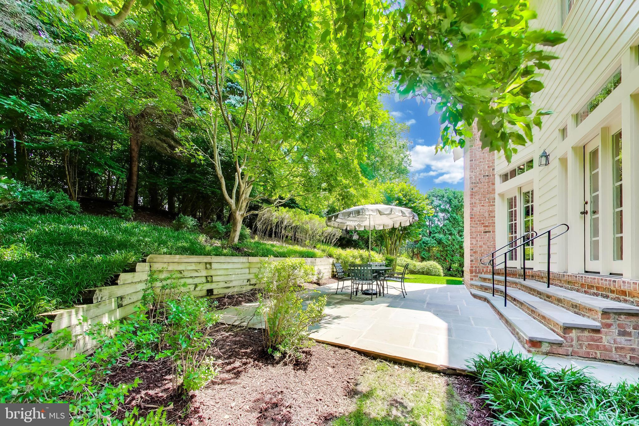 FRENCHMANS CREEK - Residential