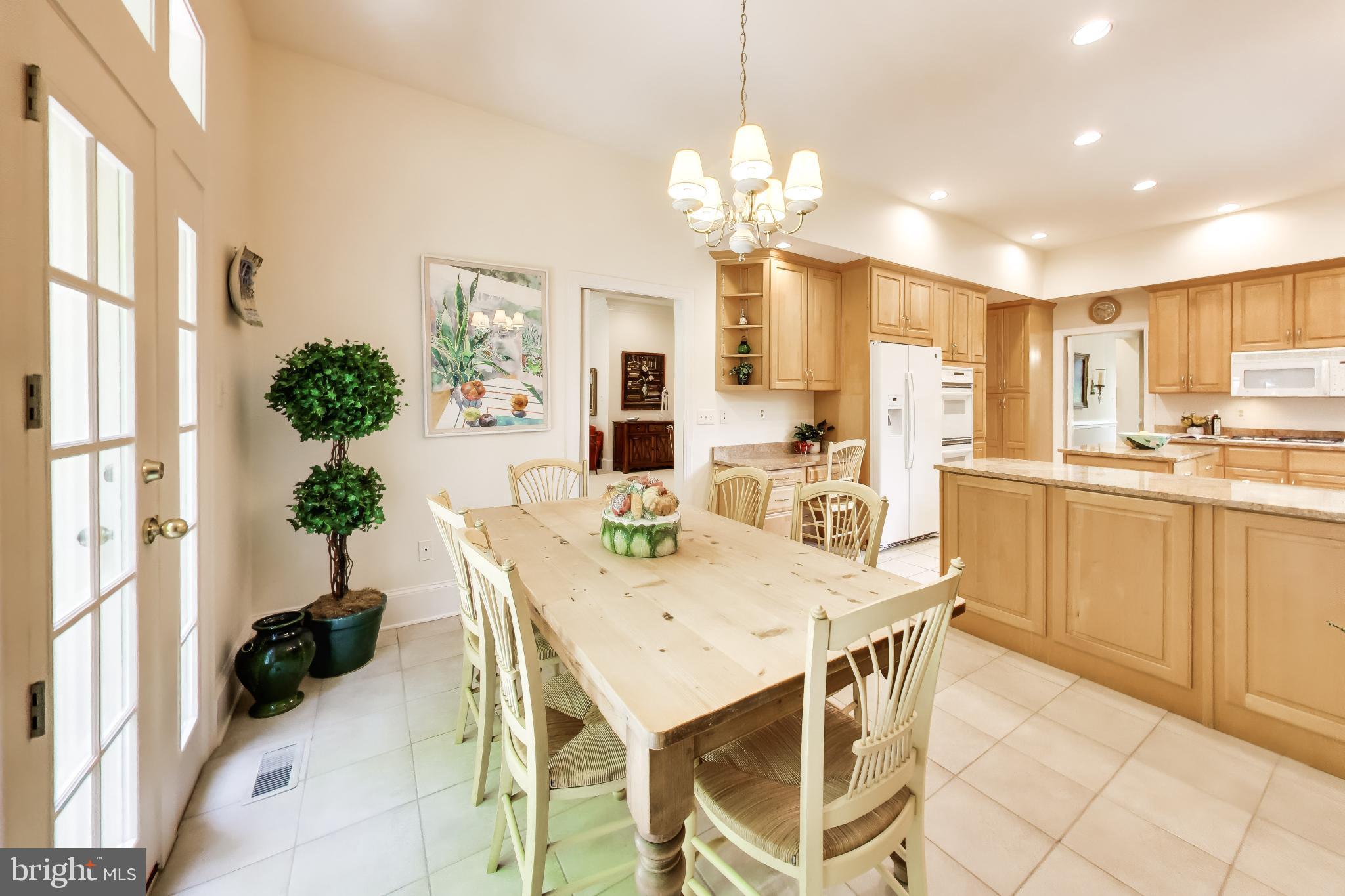 FRENCHMANS CREEK - Residential