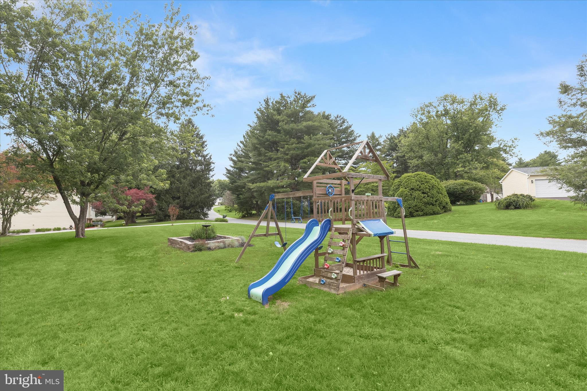 RIDGEVIEW ESTATES - Residential