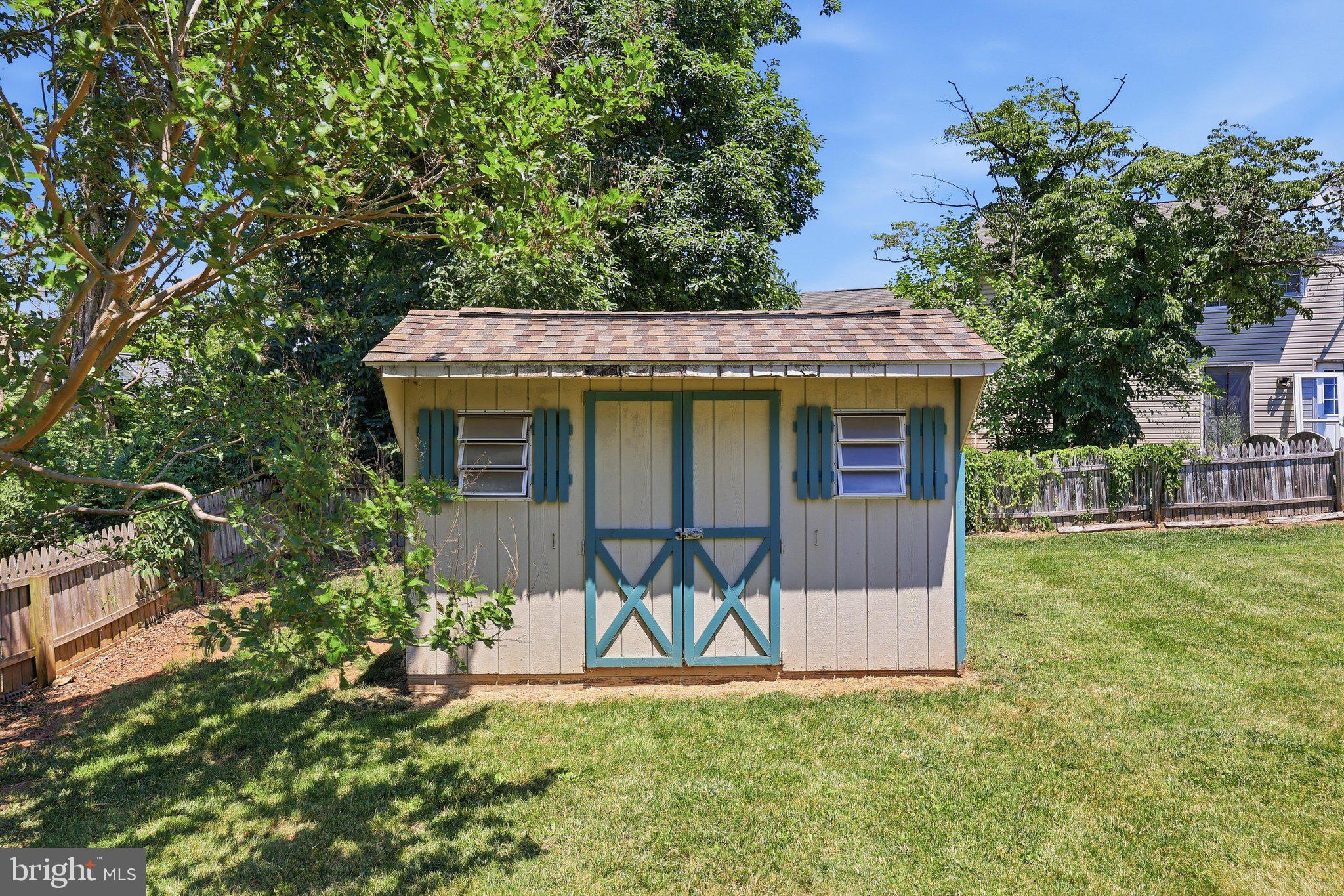 BENNETT ESTATES - Residential