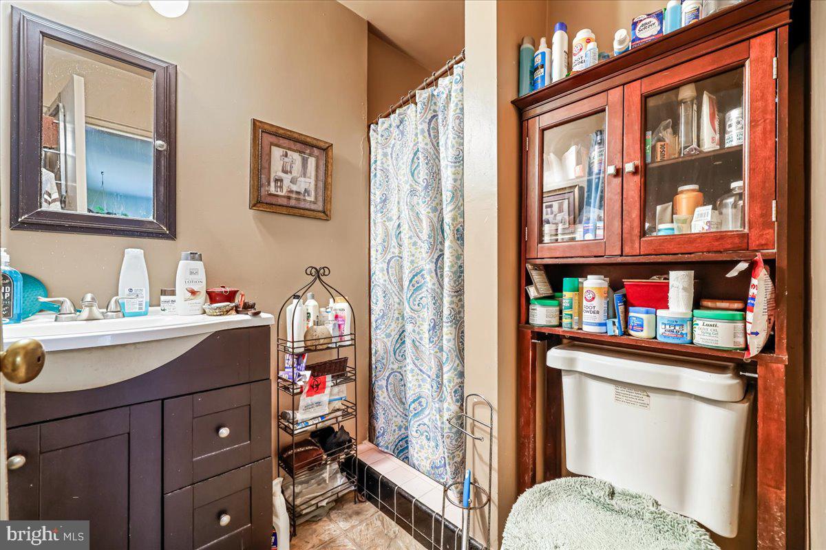 ADELPHI HEIGHTS - Residential