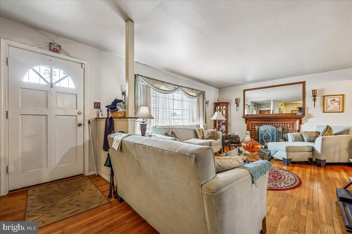 ADELPHI HEIGHTS - Residential