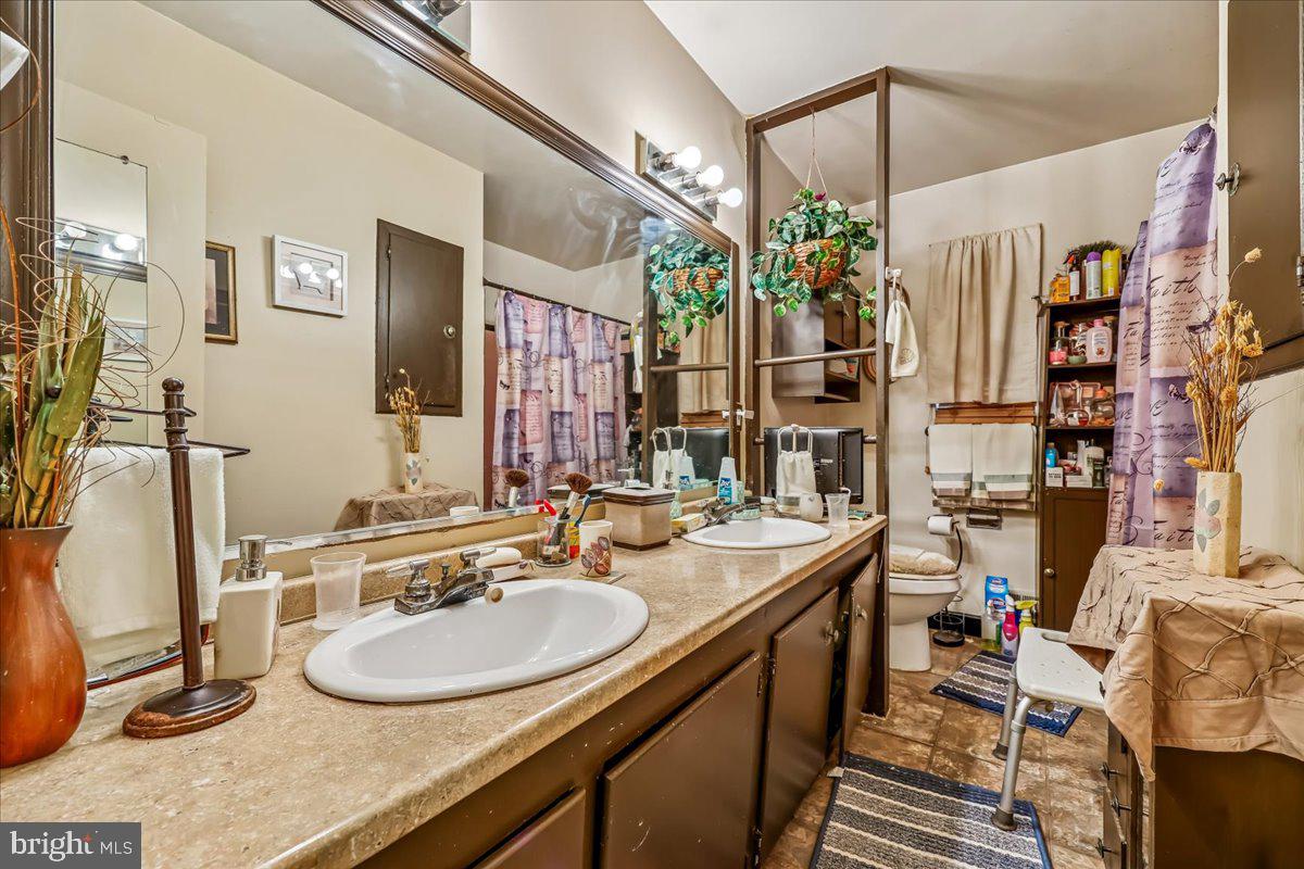 ADELPHI HEIGHTS - Residential