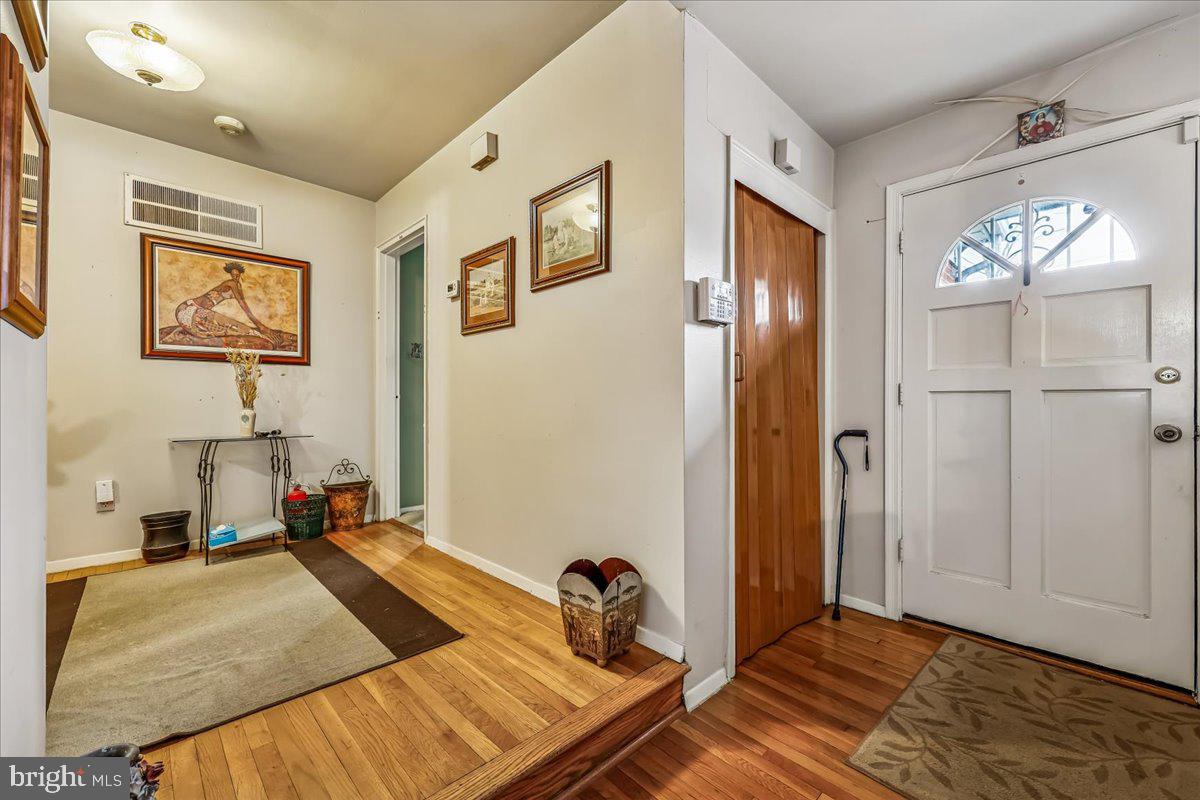 ADELPHI HEIGHTS - Residential