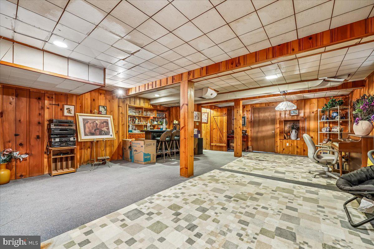 ADELPHI HEIGHTS - Residential