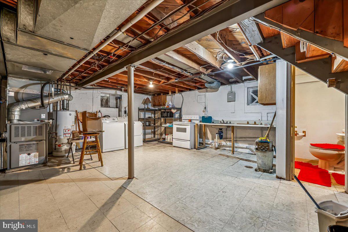ADELPHI HEIGHTS - Residential