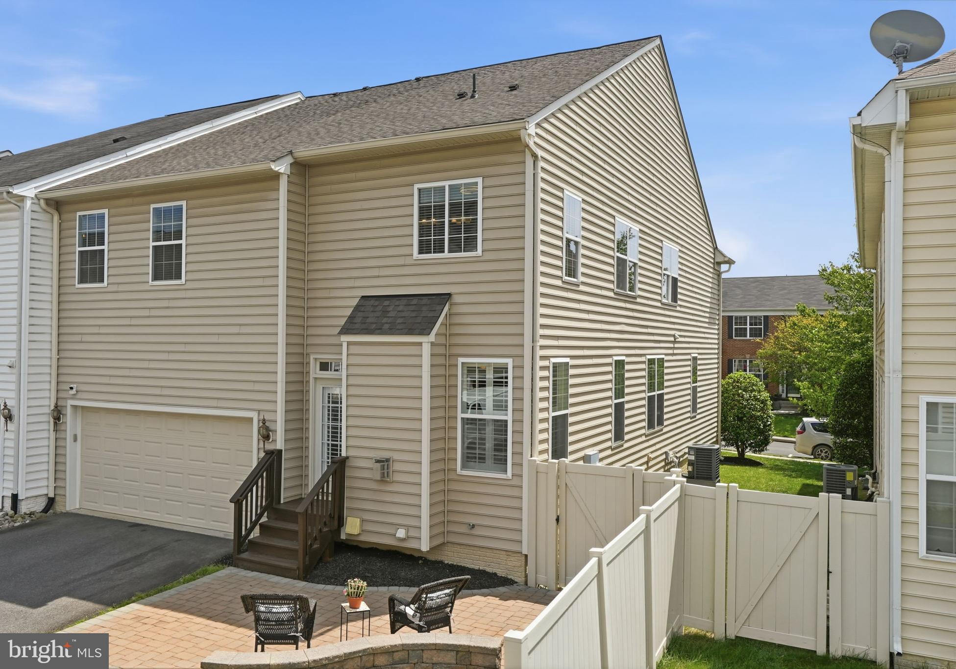 GREENFIELD CROSSING - Residential