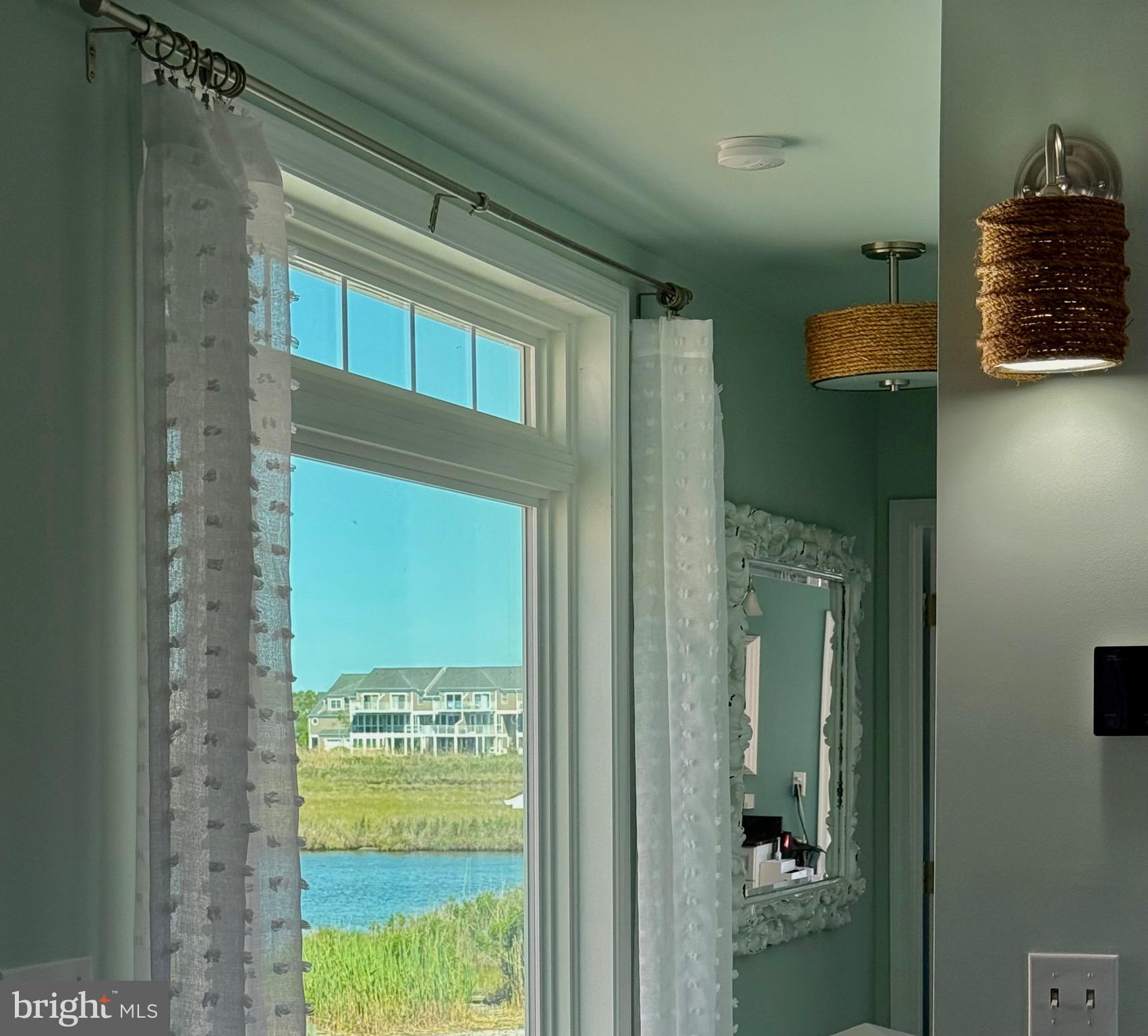 SWANN KEYS - Residential