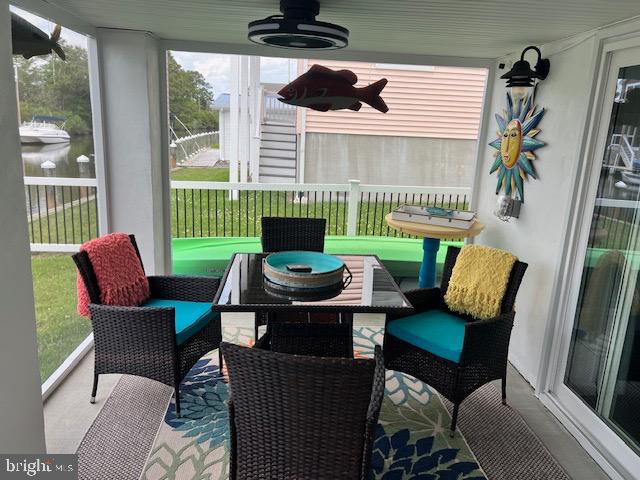 SWANN KEYS - Residential