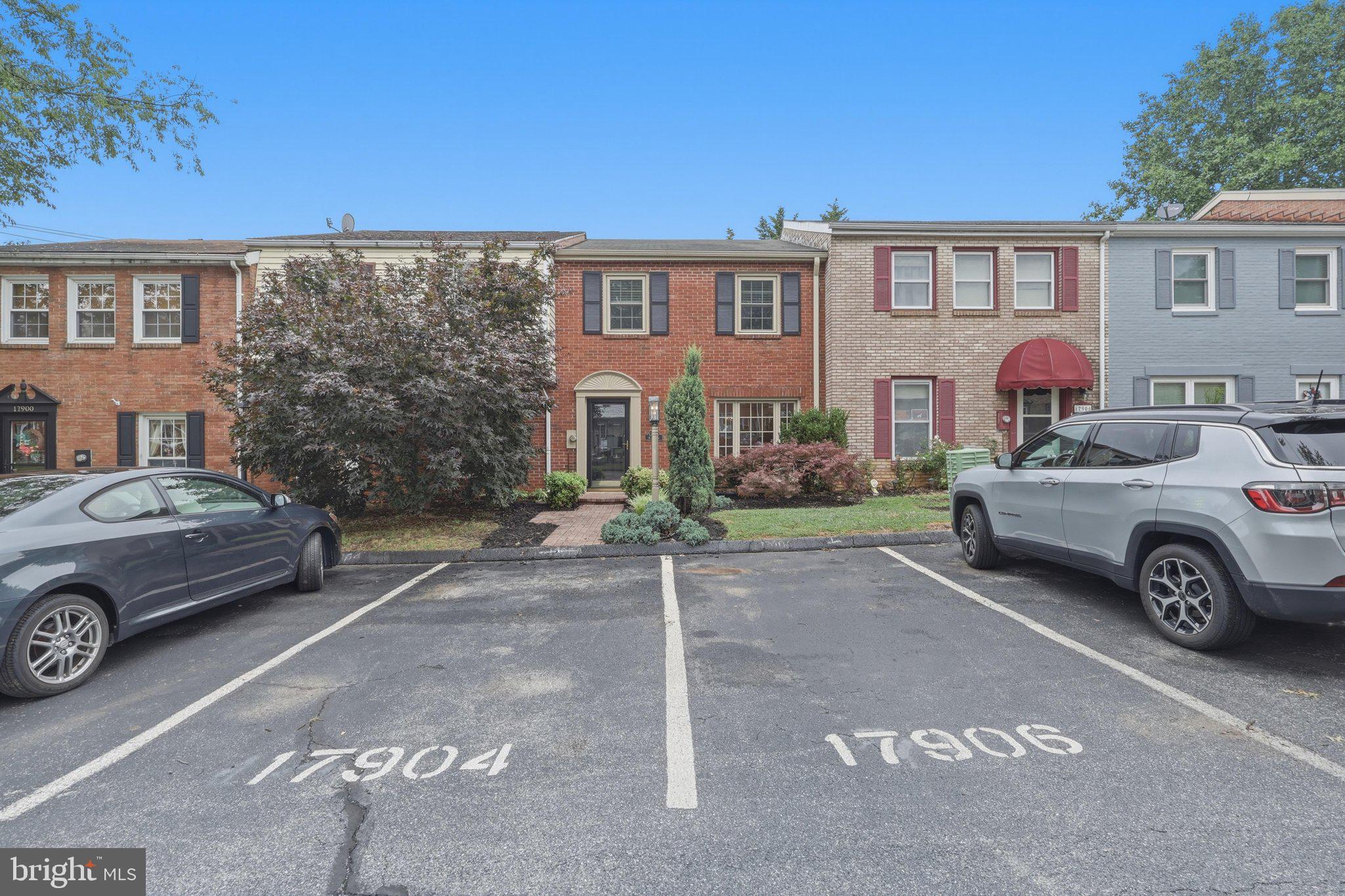 OAK RIDGE - Residential