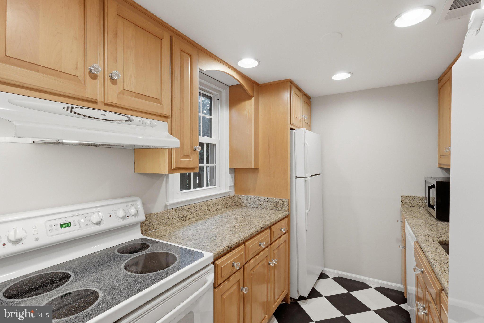 OAK RIDGE - Residential