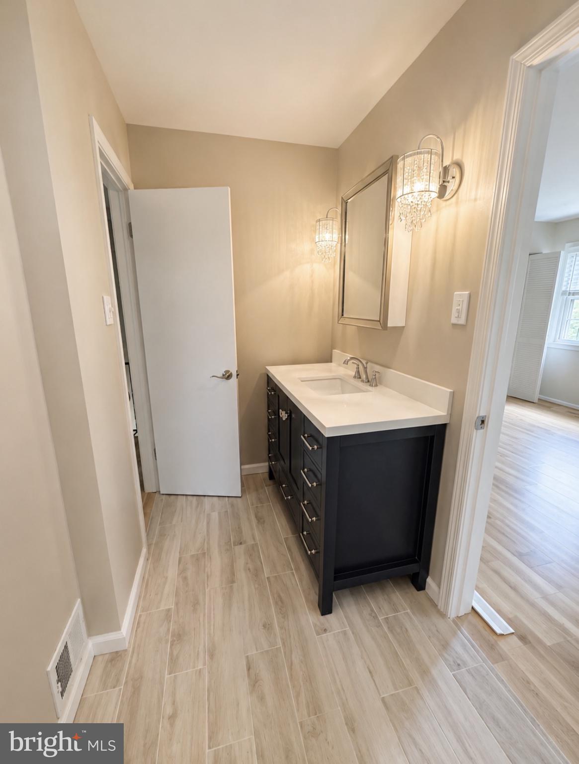 OAK RIDGE - Residential