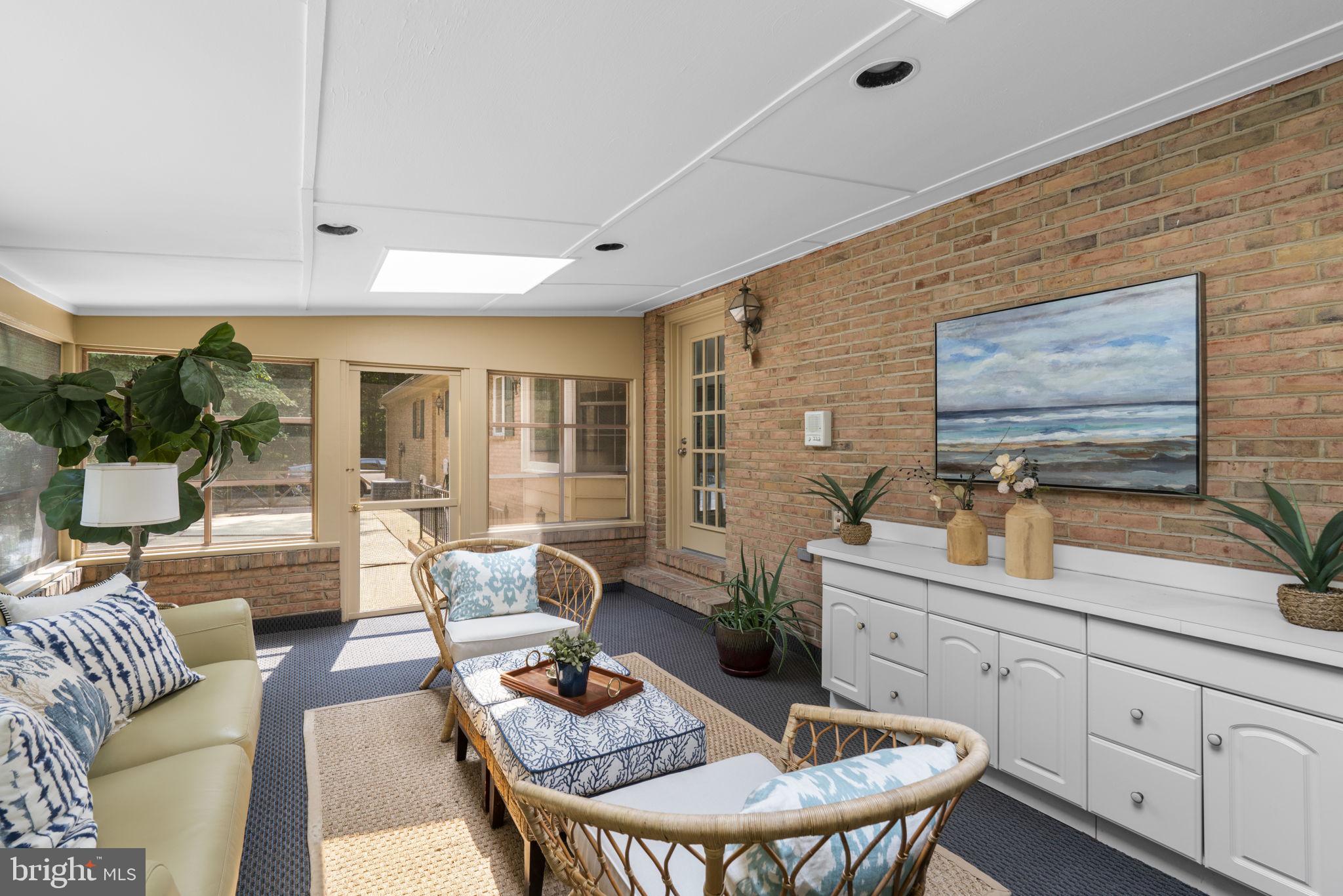 WINDEMERE - Residential