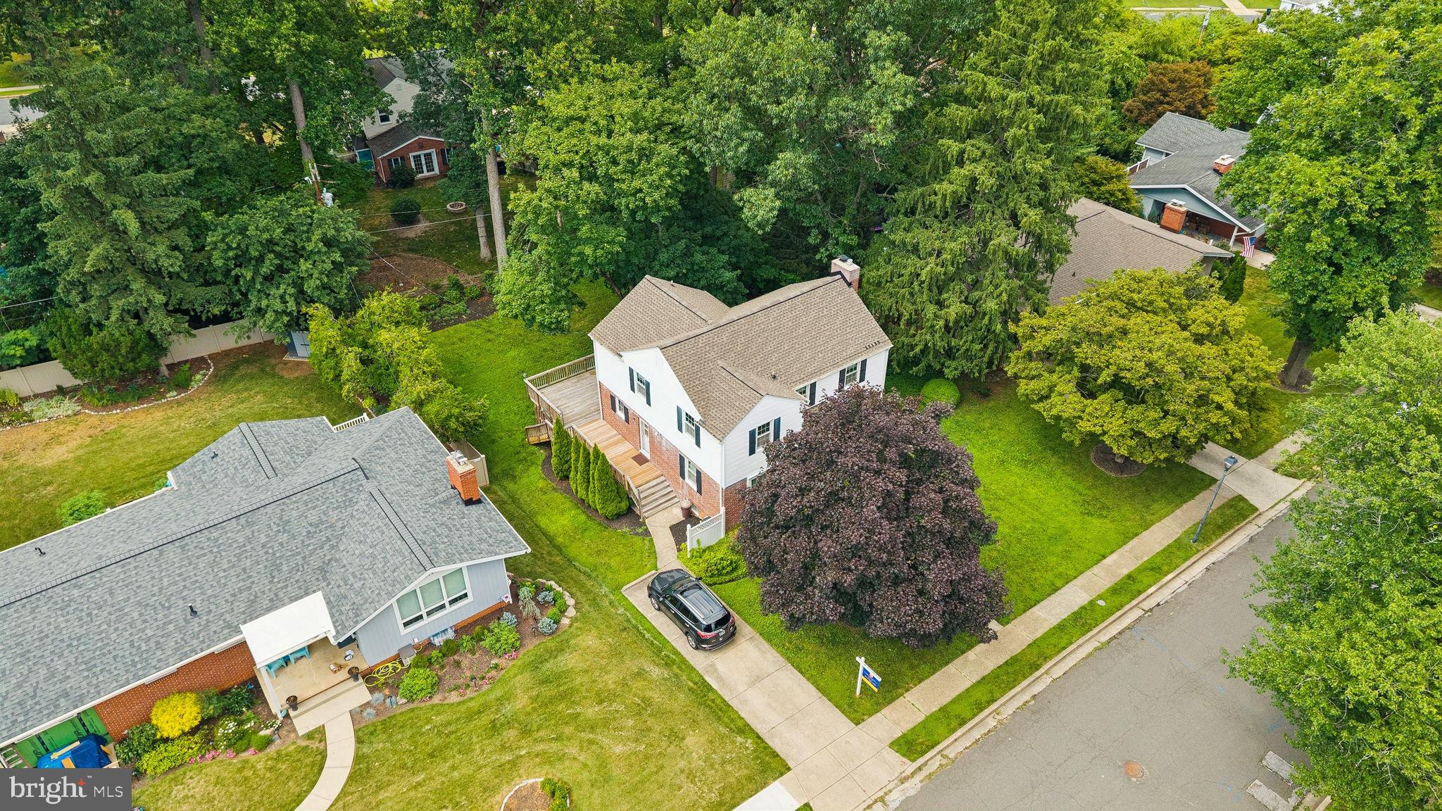 NORTHAMPTON - Residential