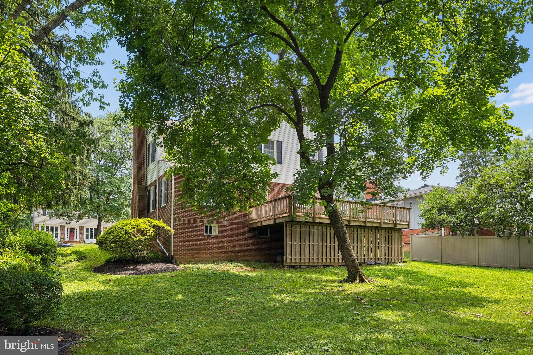 NORTHAMPTON - Residential