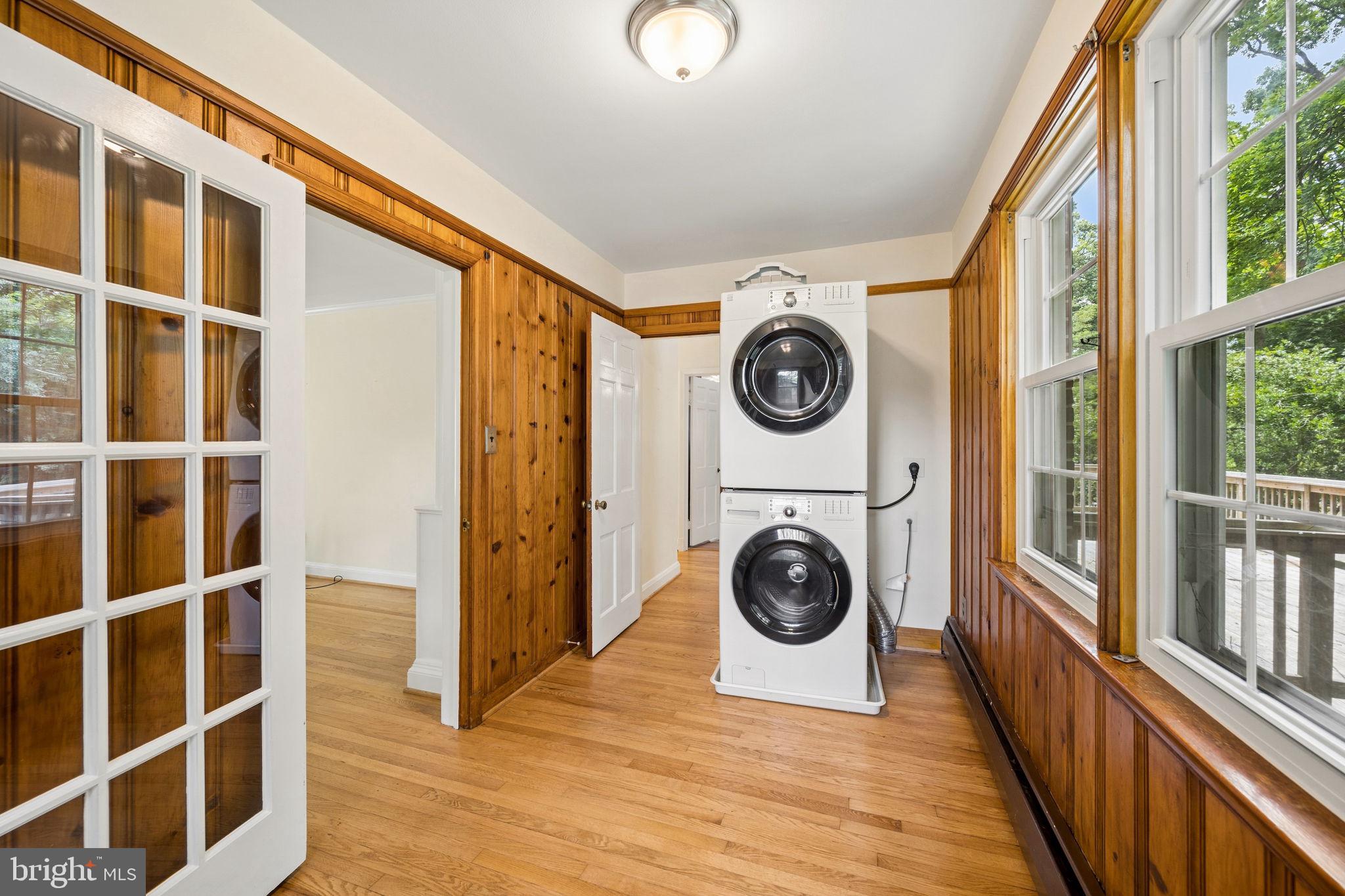 NORTHAMPTON - Residential