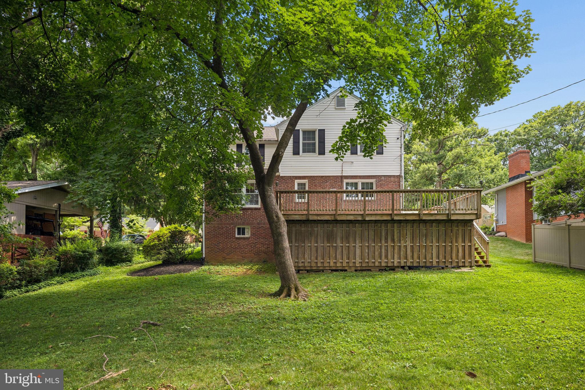 NORTHAMPTON - Residential