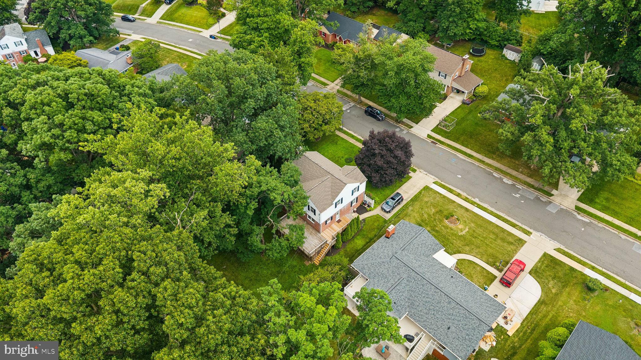 NORTHAMPTON - Residential