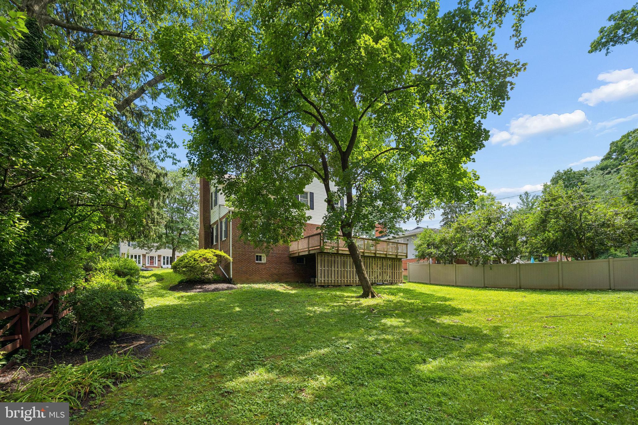 NORTHAMPTON - Residential