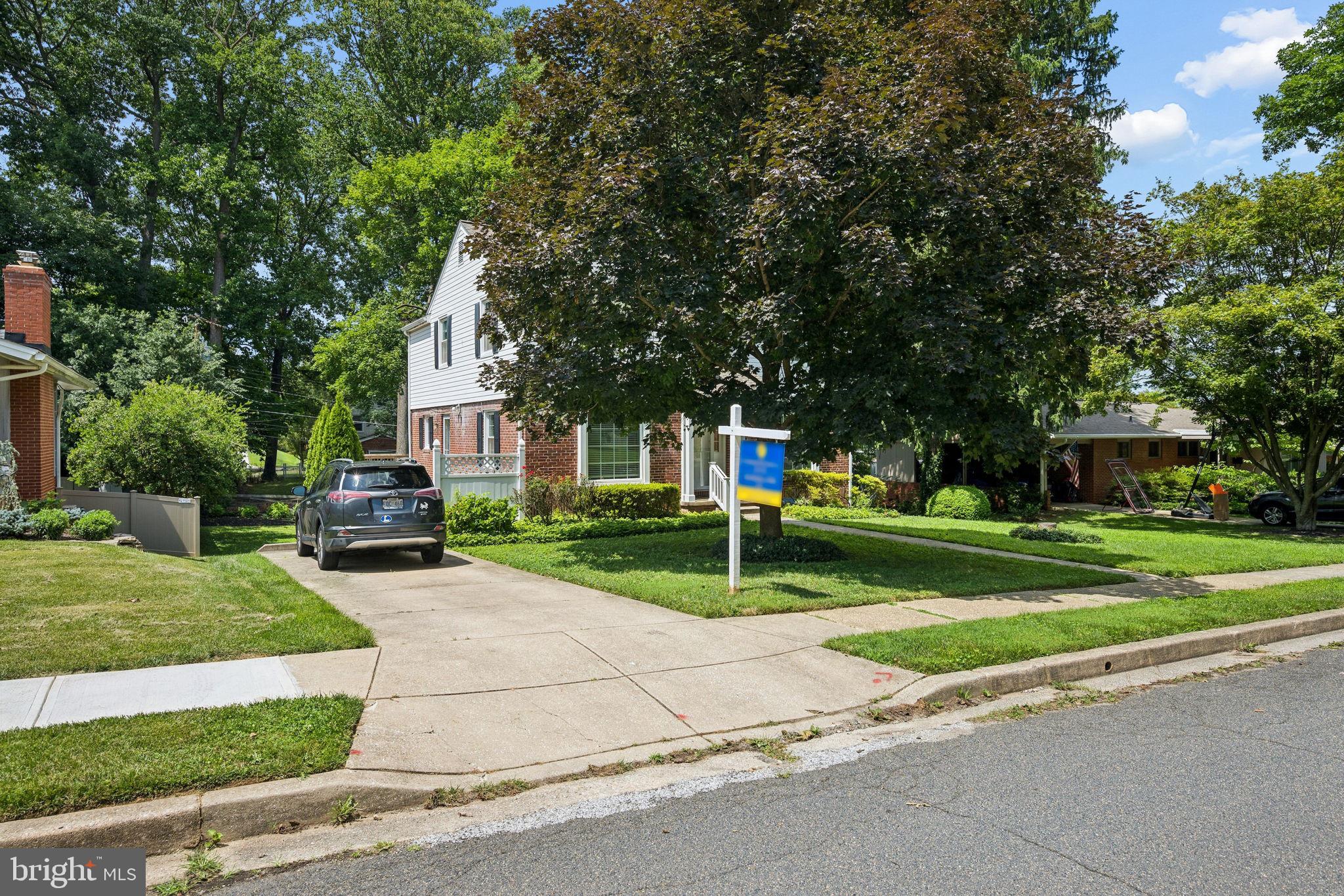 NORTHAMPTON - Residential