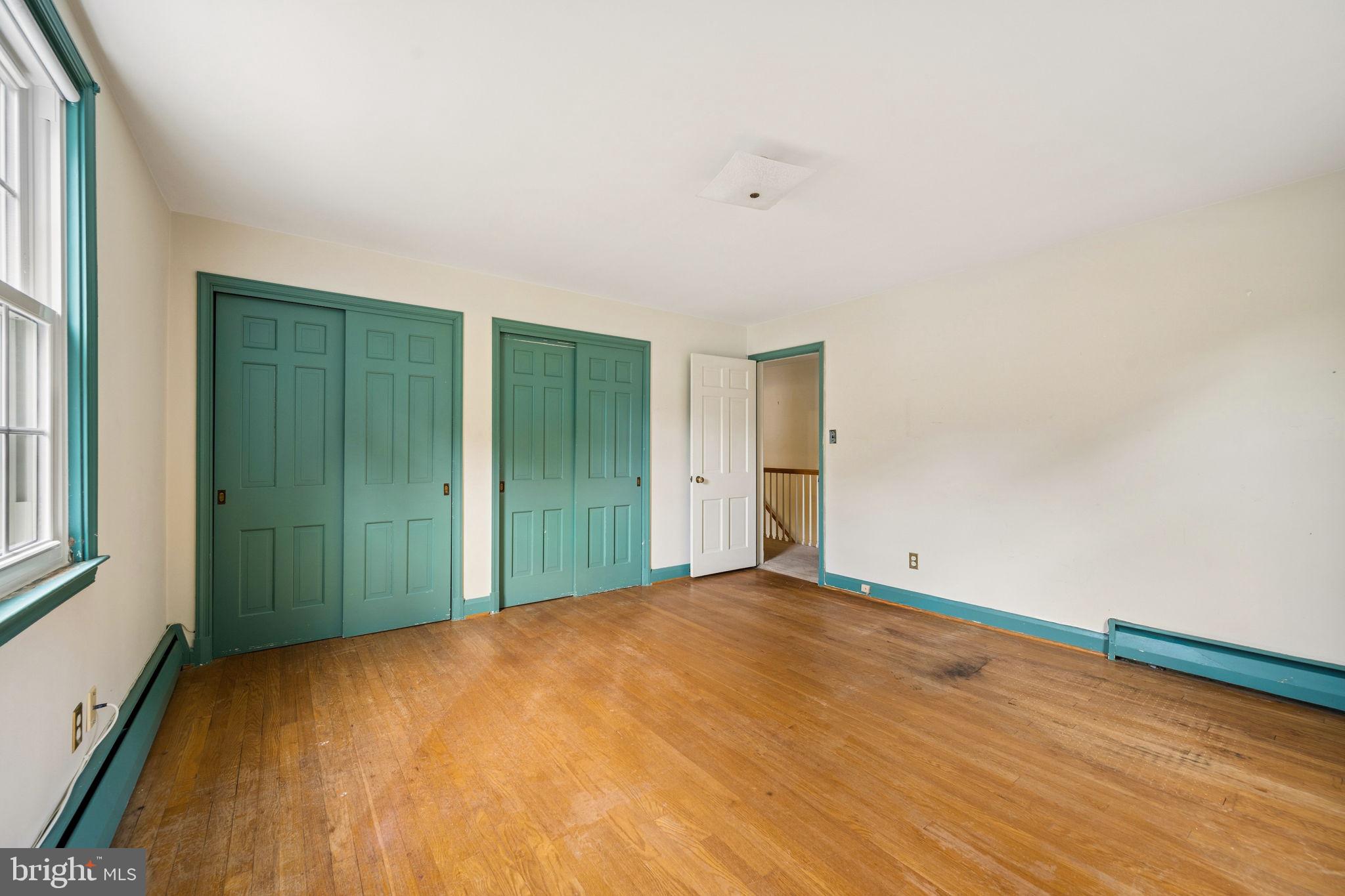 NORTHAMPTON - Residential