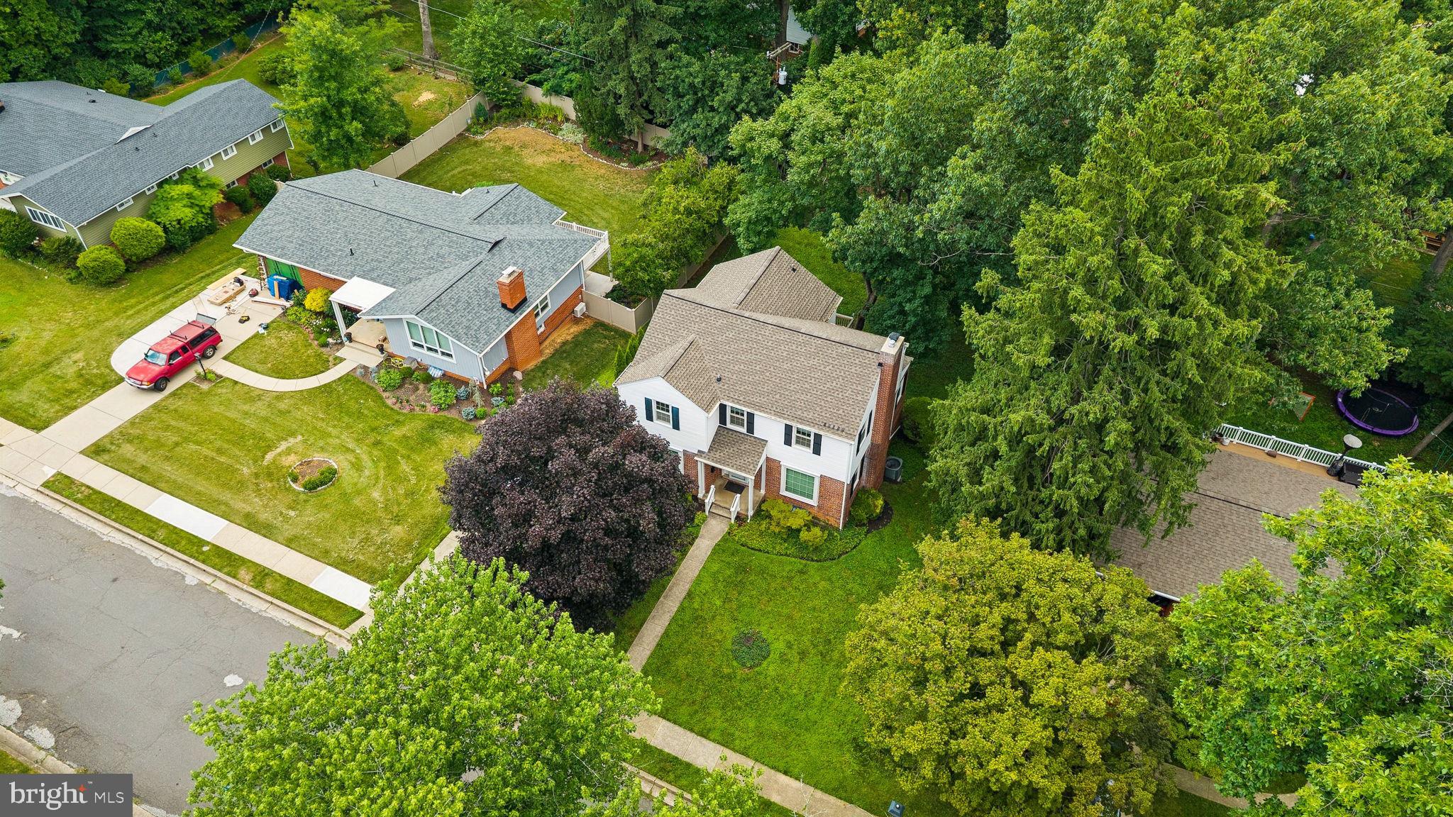 NORTHAMPTON - Residential
