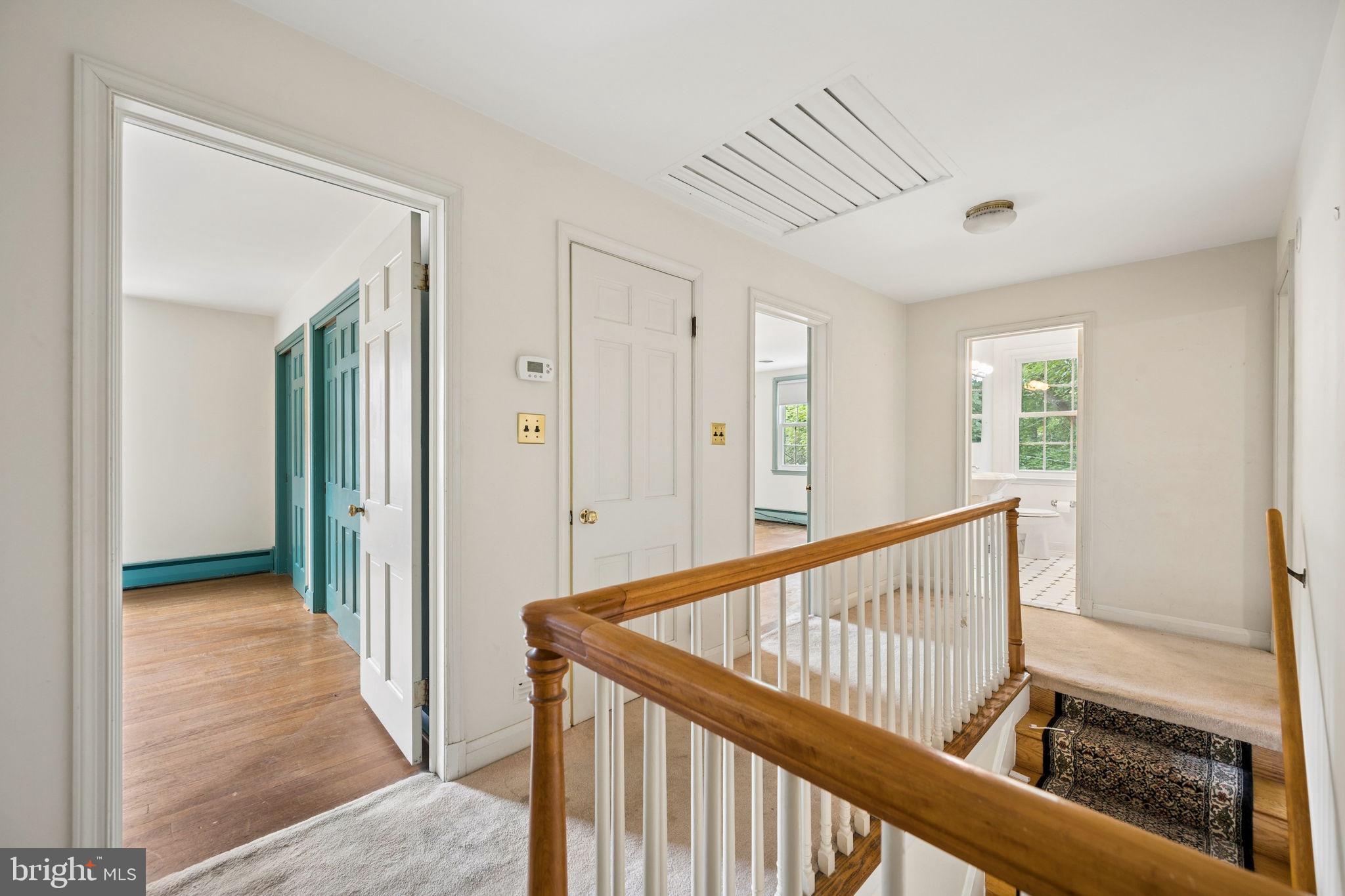 NORTHAMPTON - Residential