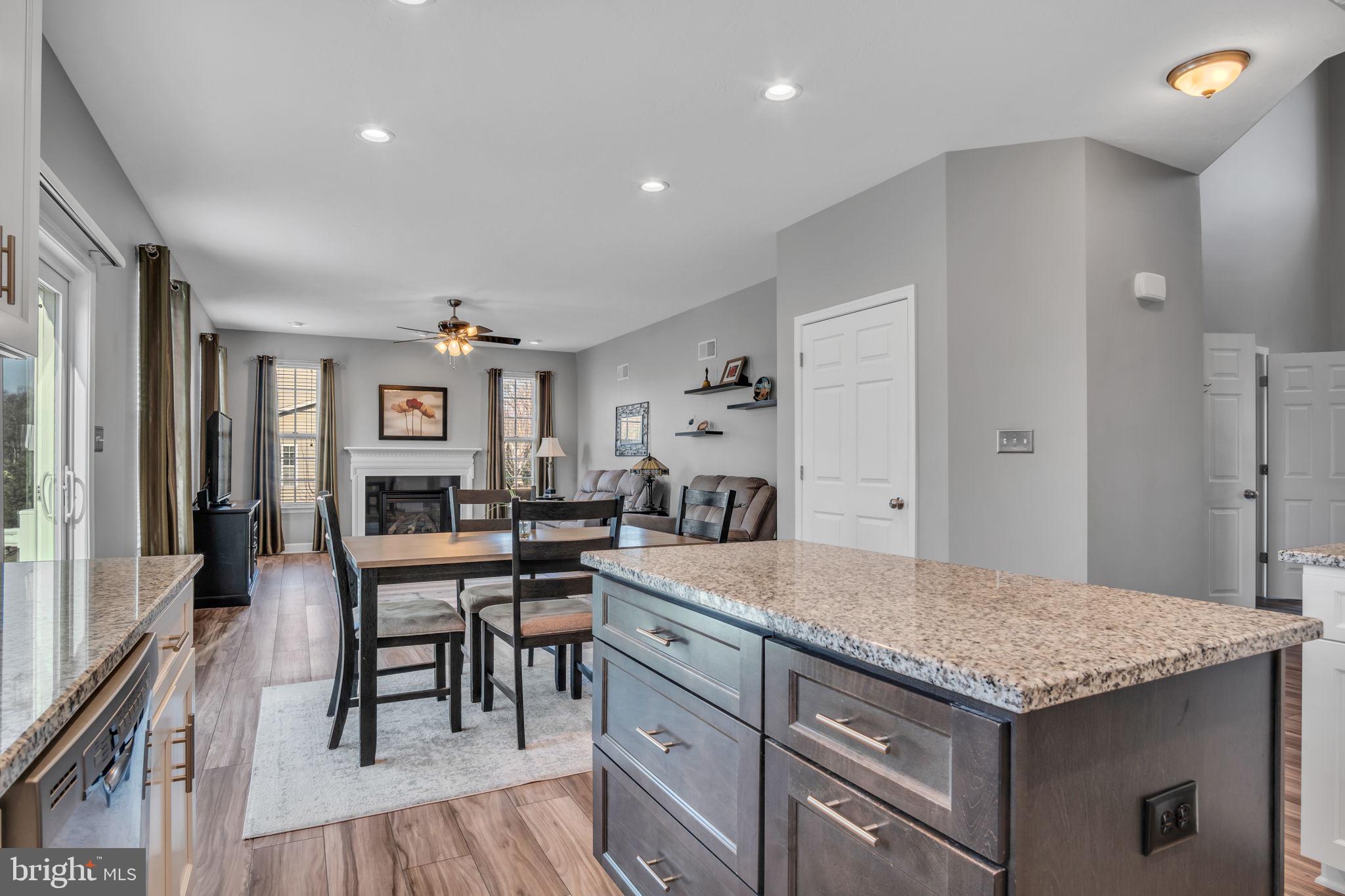 HIGH POINTE - Residential