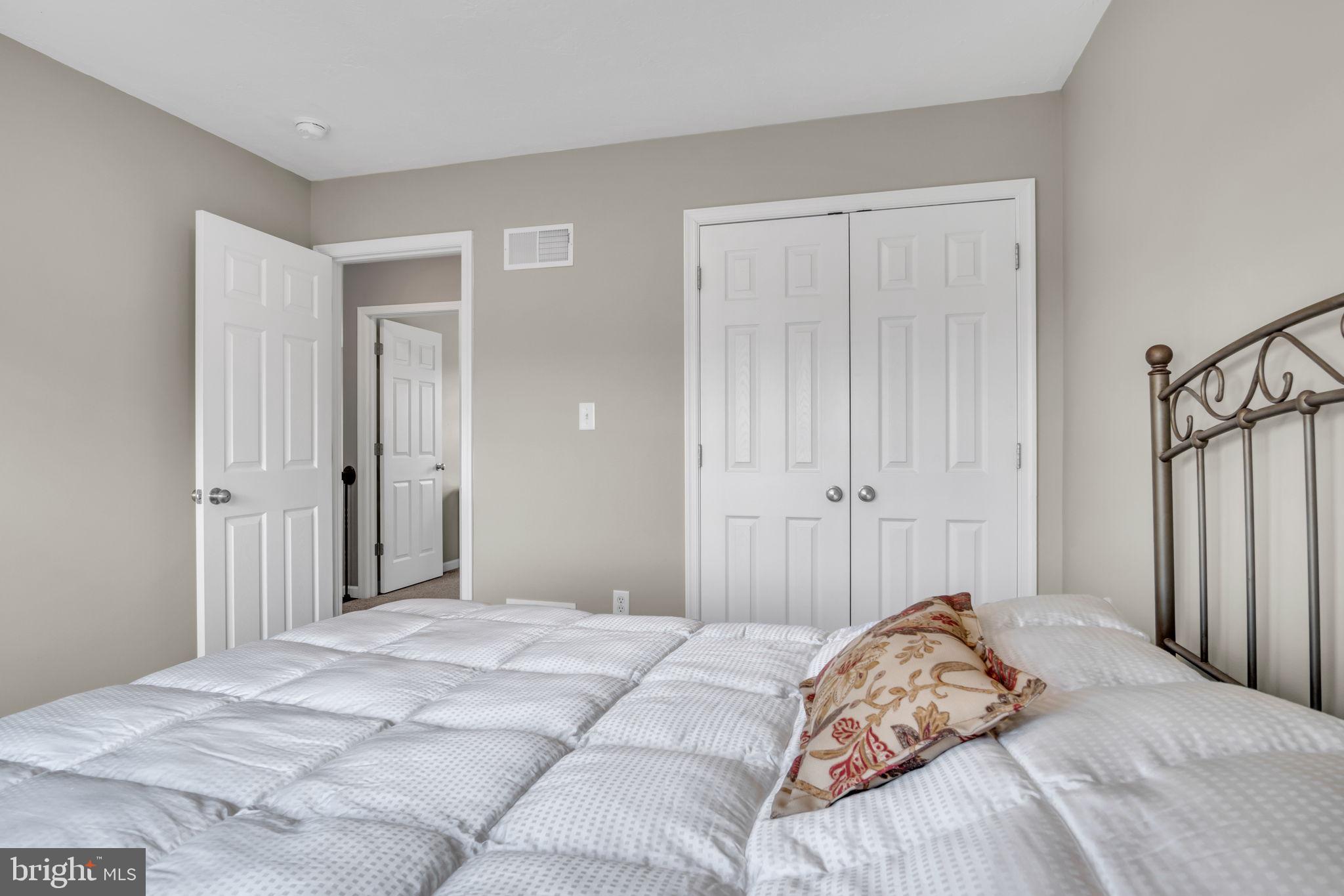 HIGH POINTE - Residential