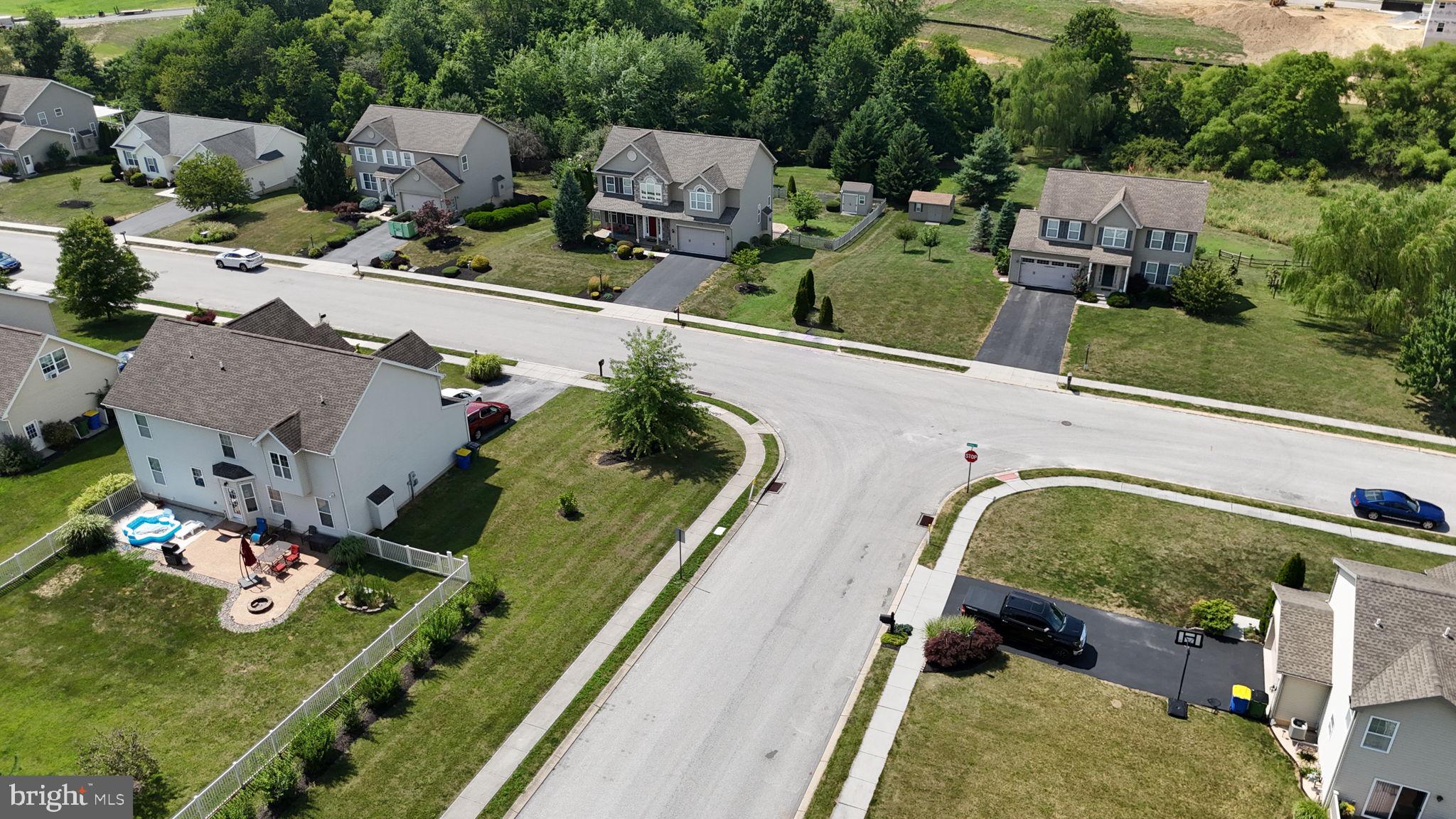 HIGH POINTE - Residential