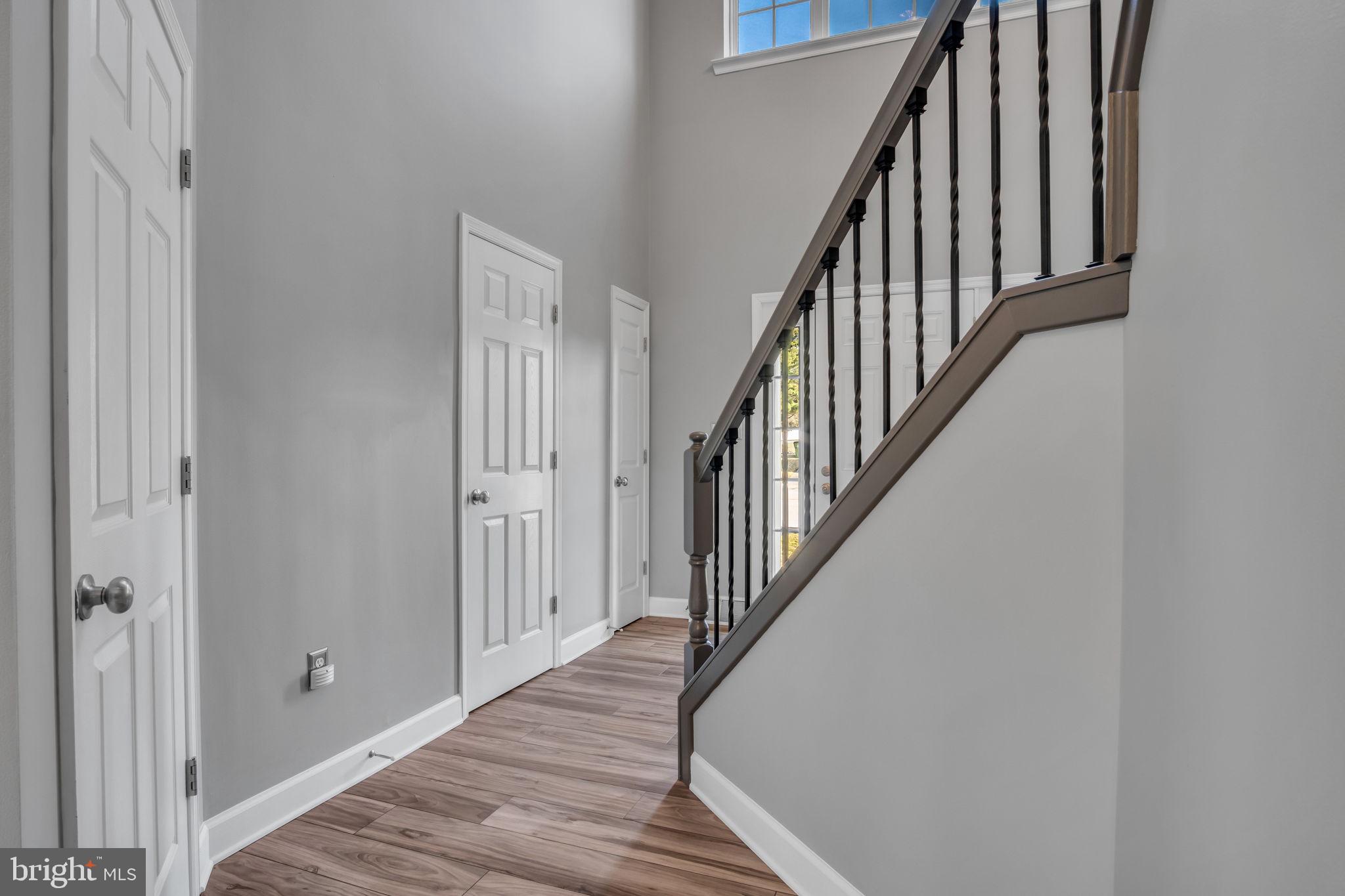 HIGH POINTE - Residential