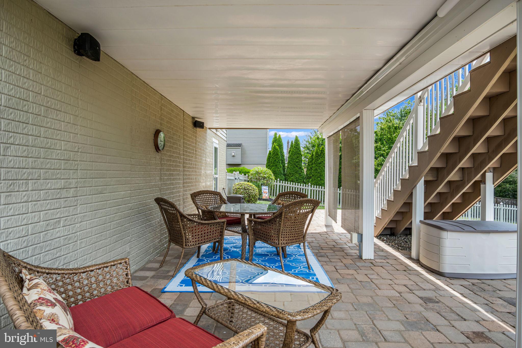 HIGH POINTE - Residential