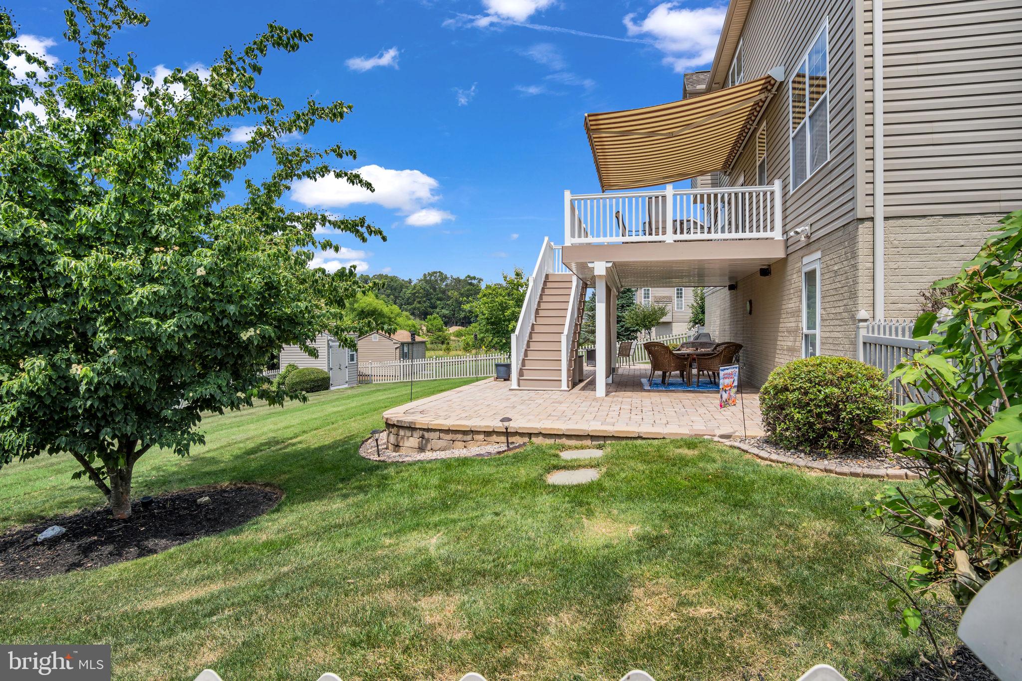 HIGH POINTE - Residential