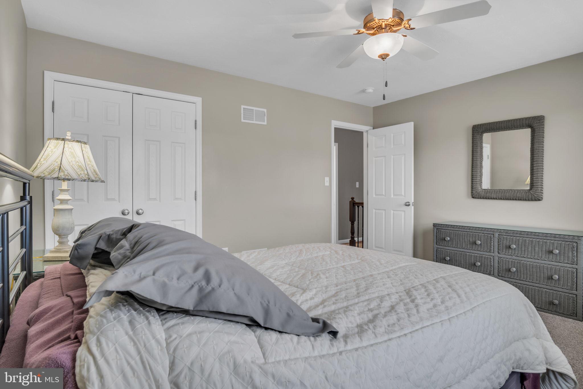 HIGH POINTE - Residential