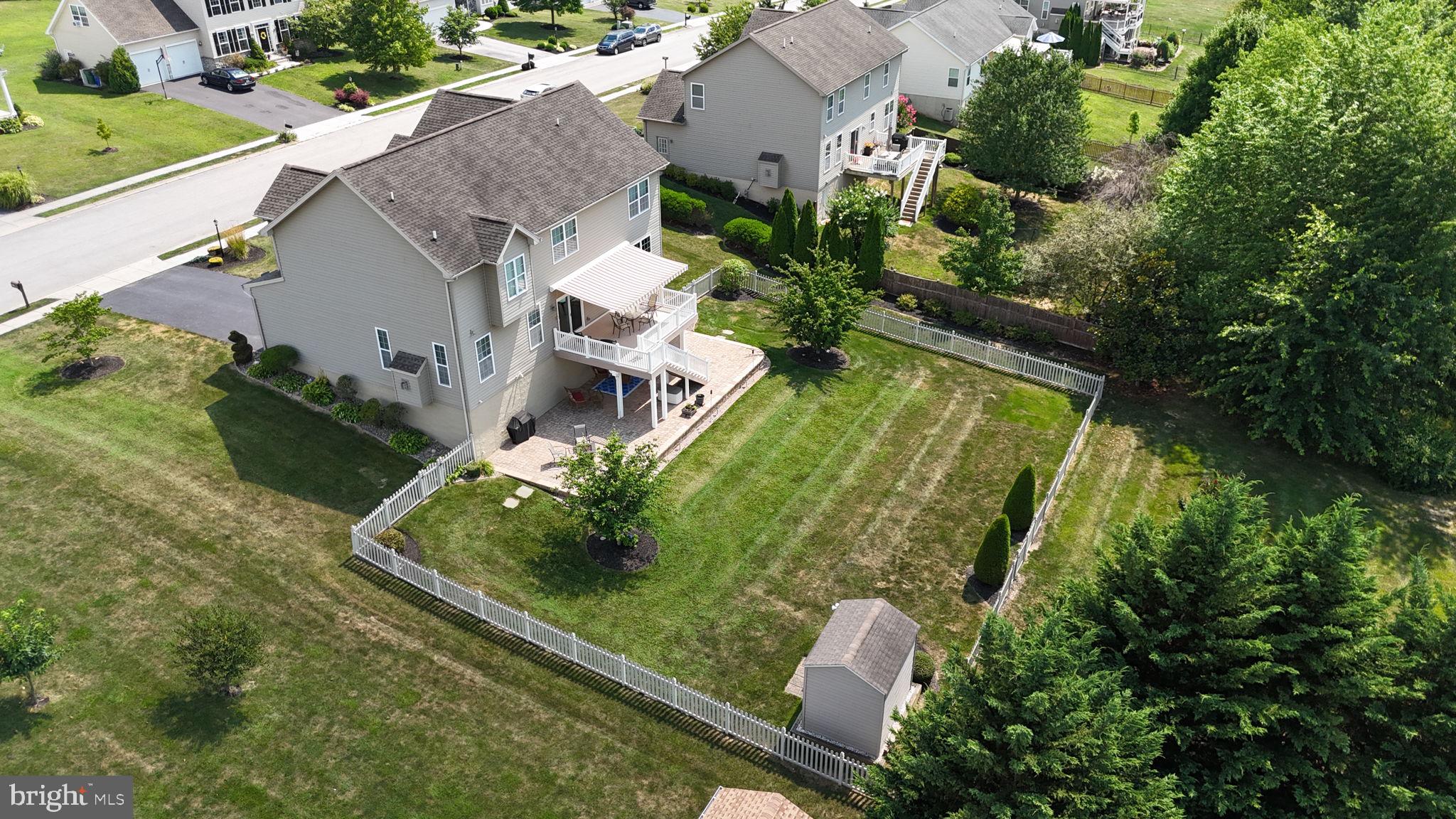 HIGH POINTE - Residential