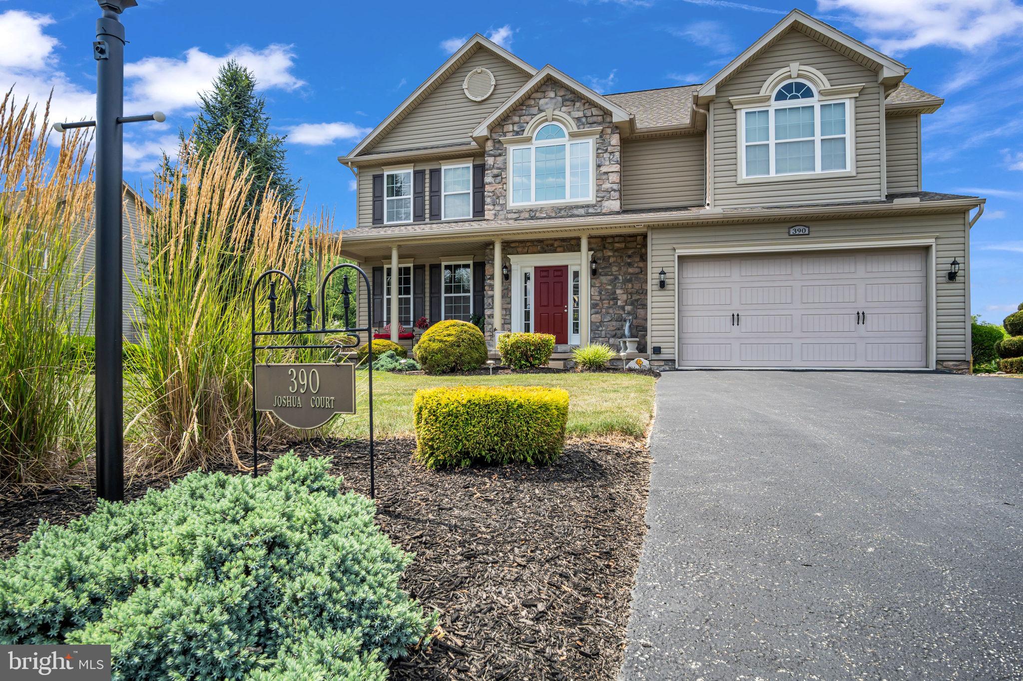 HIGH POINTE - Residential