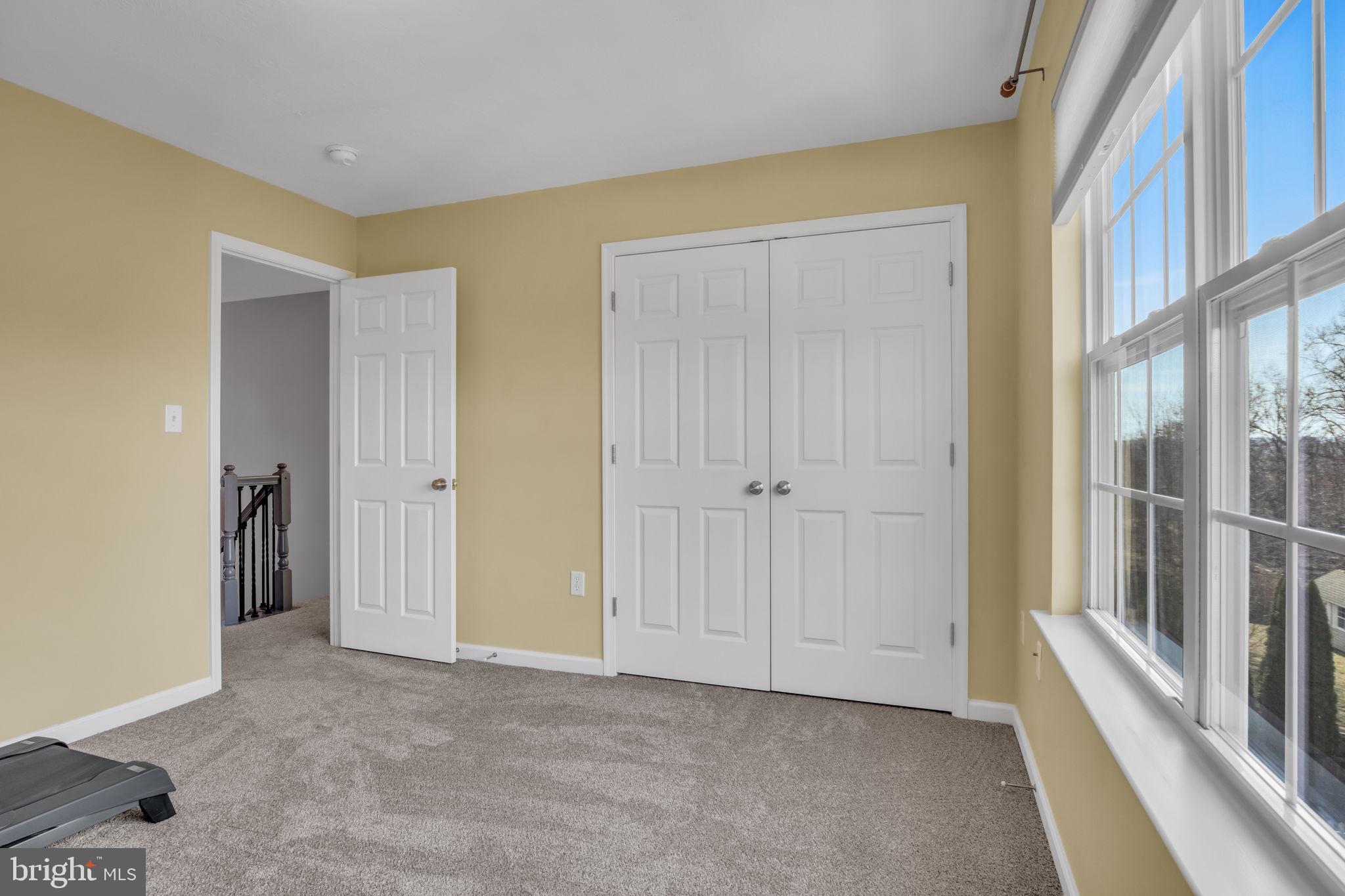 HIGH POINTE - Residential