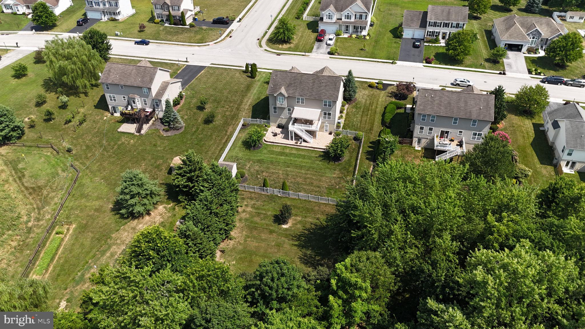 HIGH POINTE - Residential