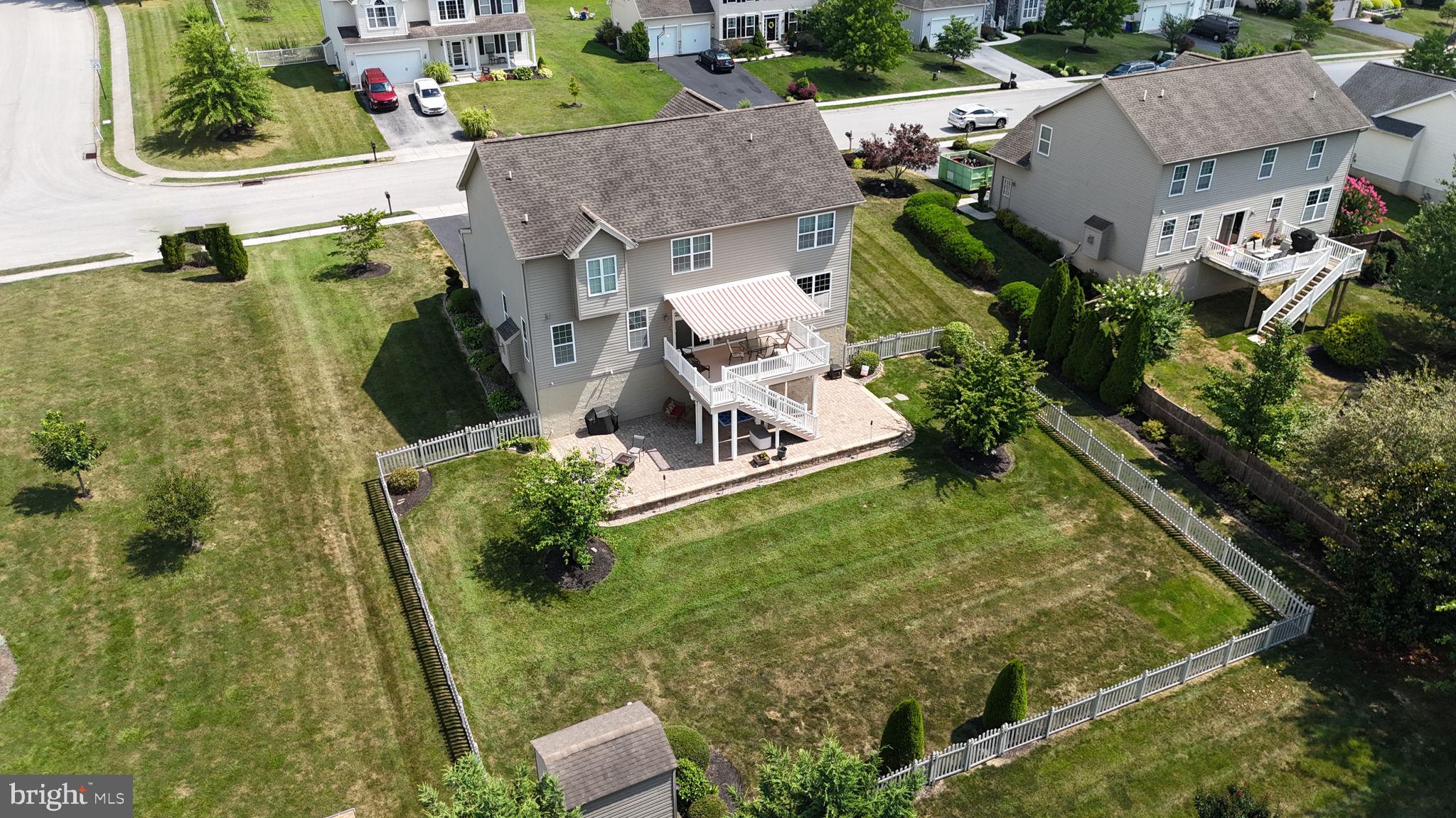 HIGH POINTE - Residential