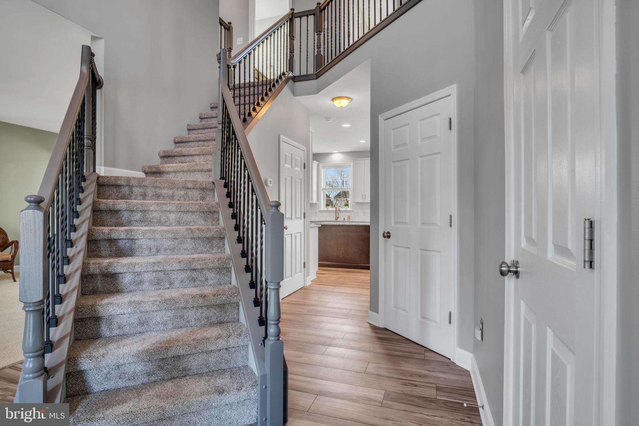 HIGH POINTE - Residential