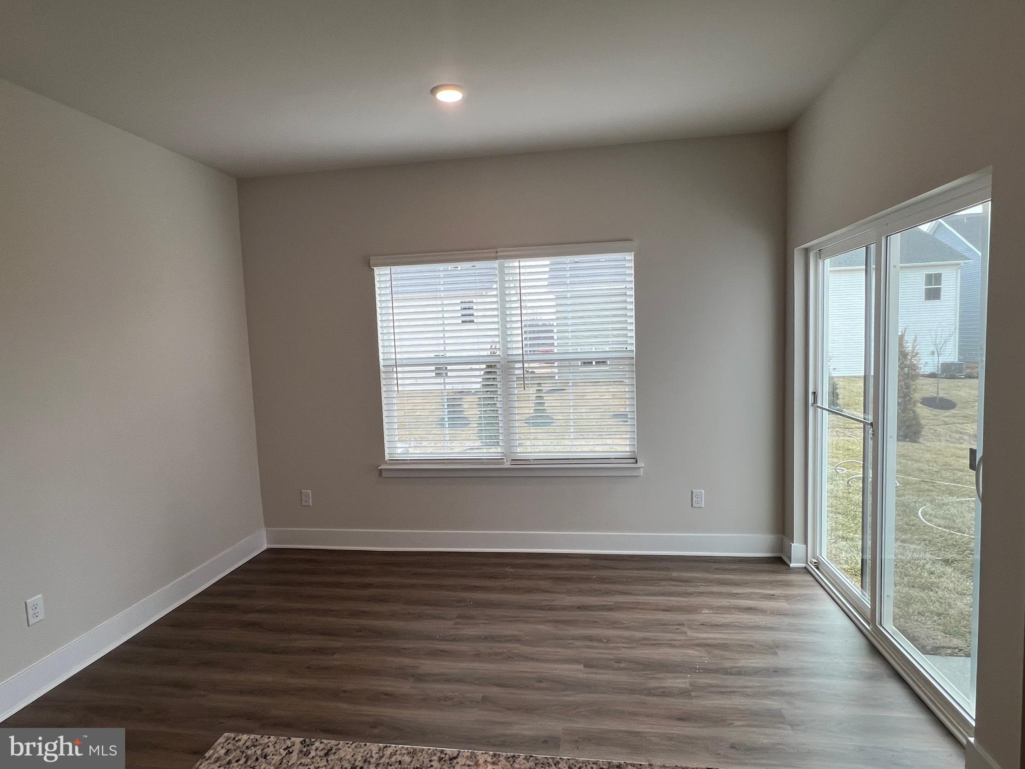 WEST WIND - Residential Lease