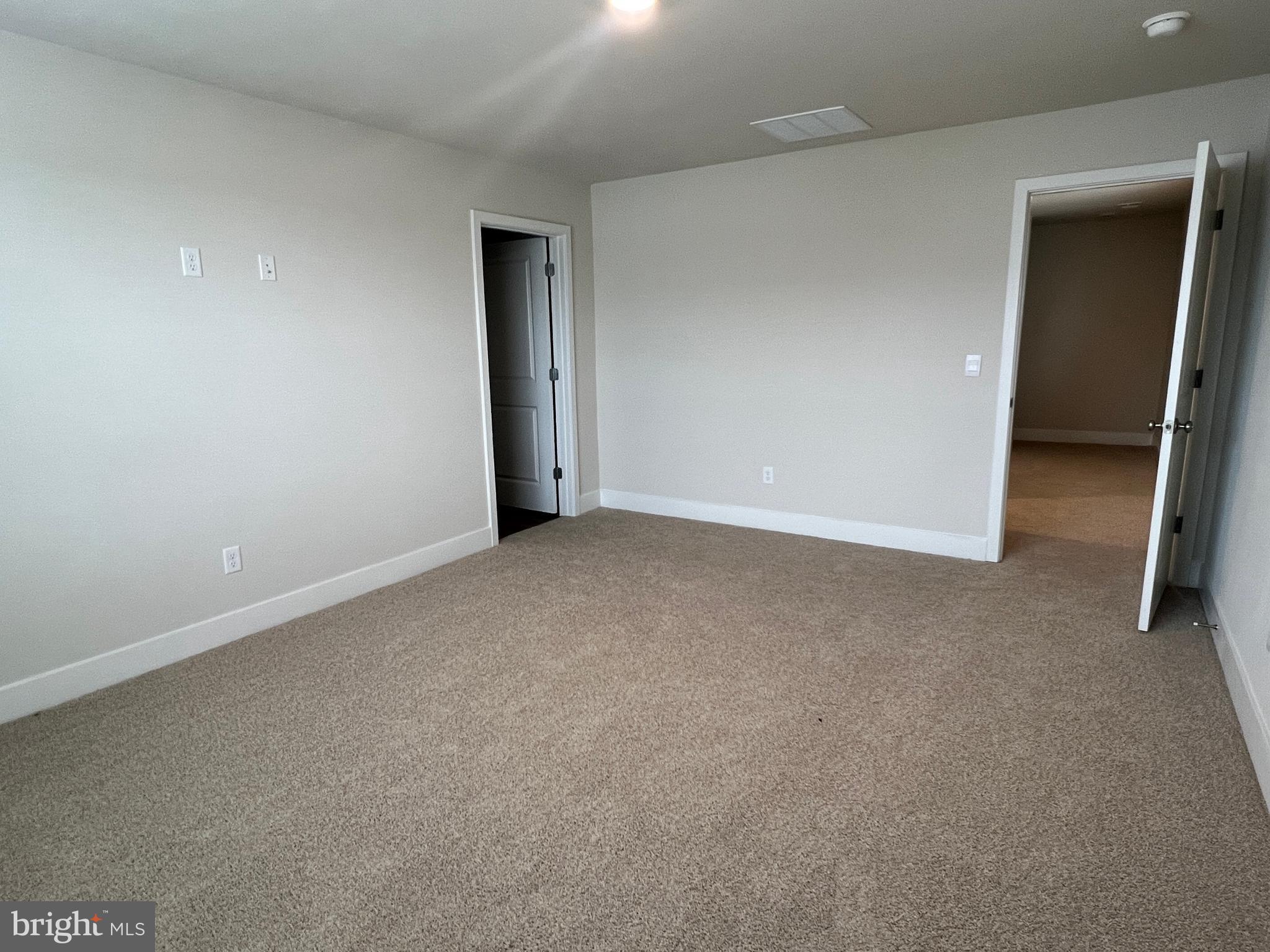 WEST WIND - Residential Lease