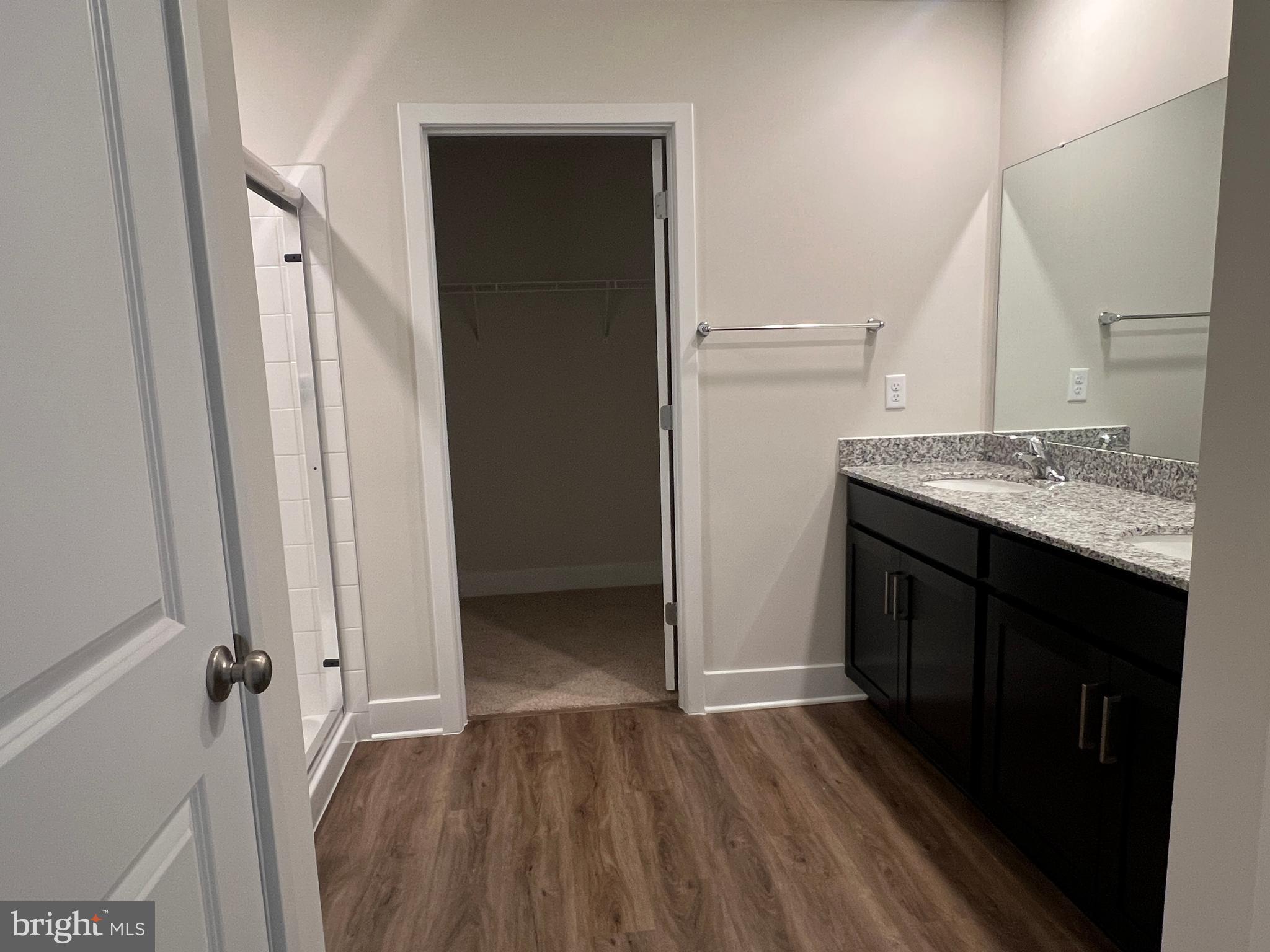 WEST WIND - Residential Lease