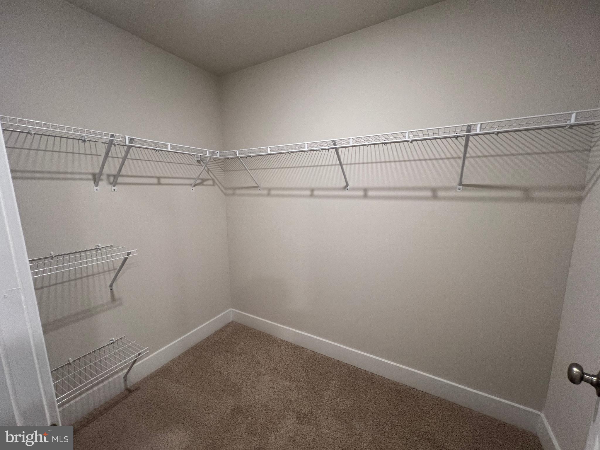 WEST WIND - Residential Lease