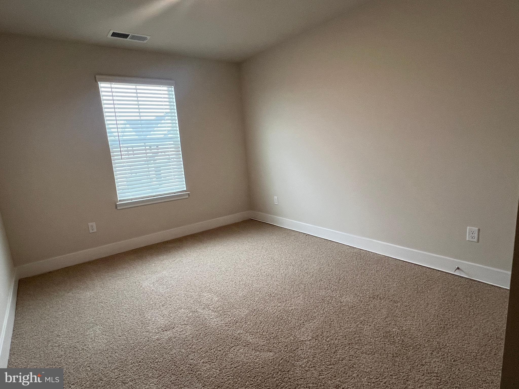 WEST WIND - Residential Lease